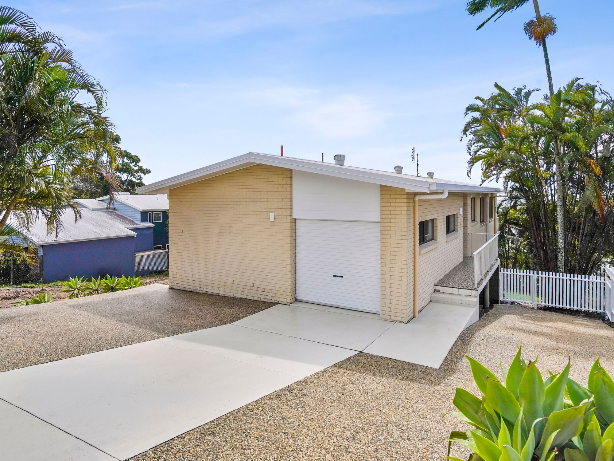 2 Tantula Road East — photo 15 of 15