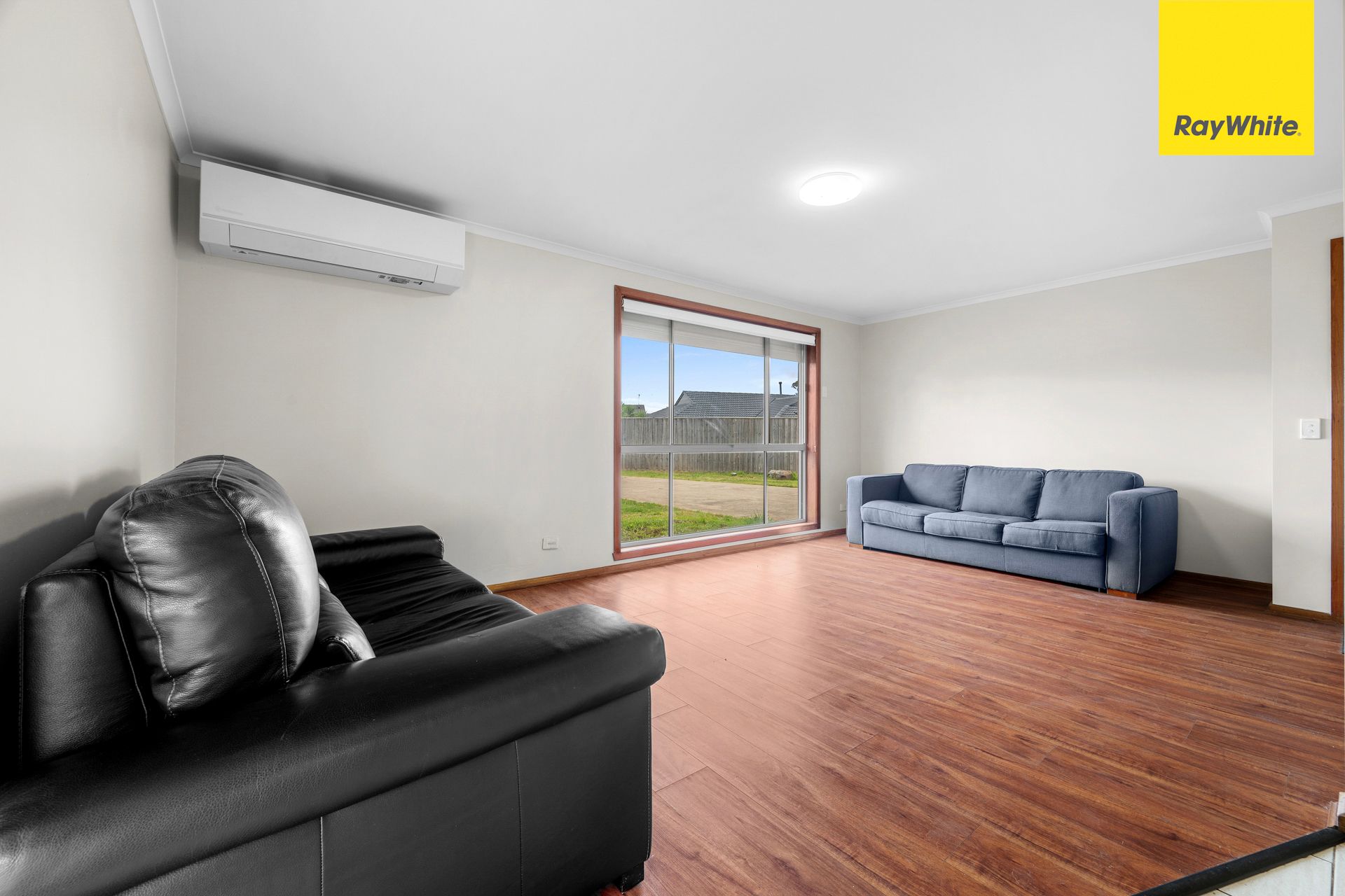 1/4 Asquith Place — photo 3 of 13