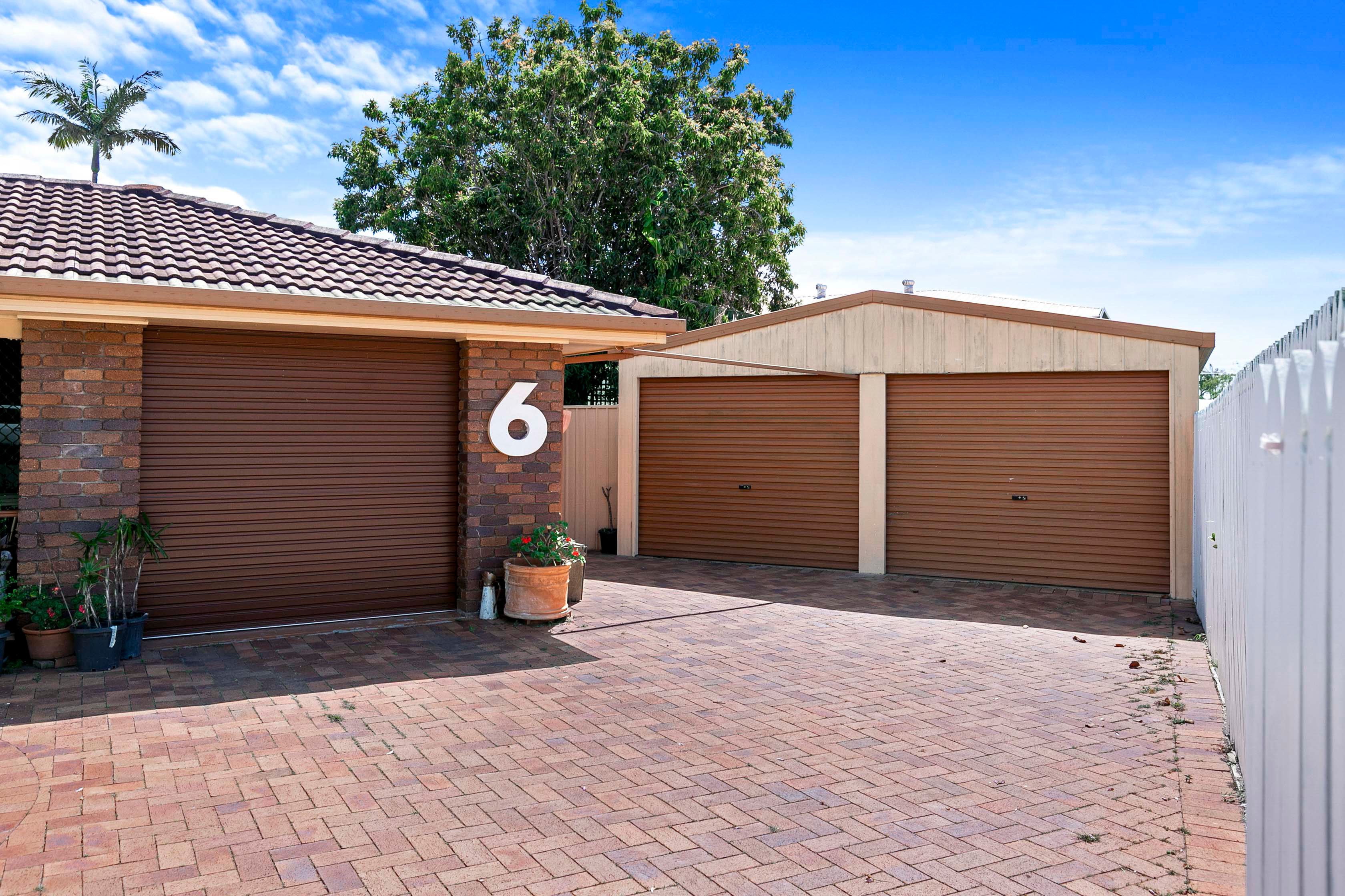 6 Corbet Court — photo 3 of 25