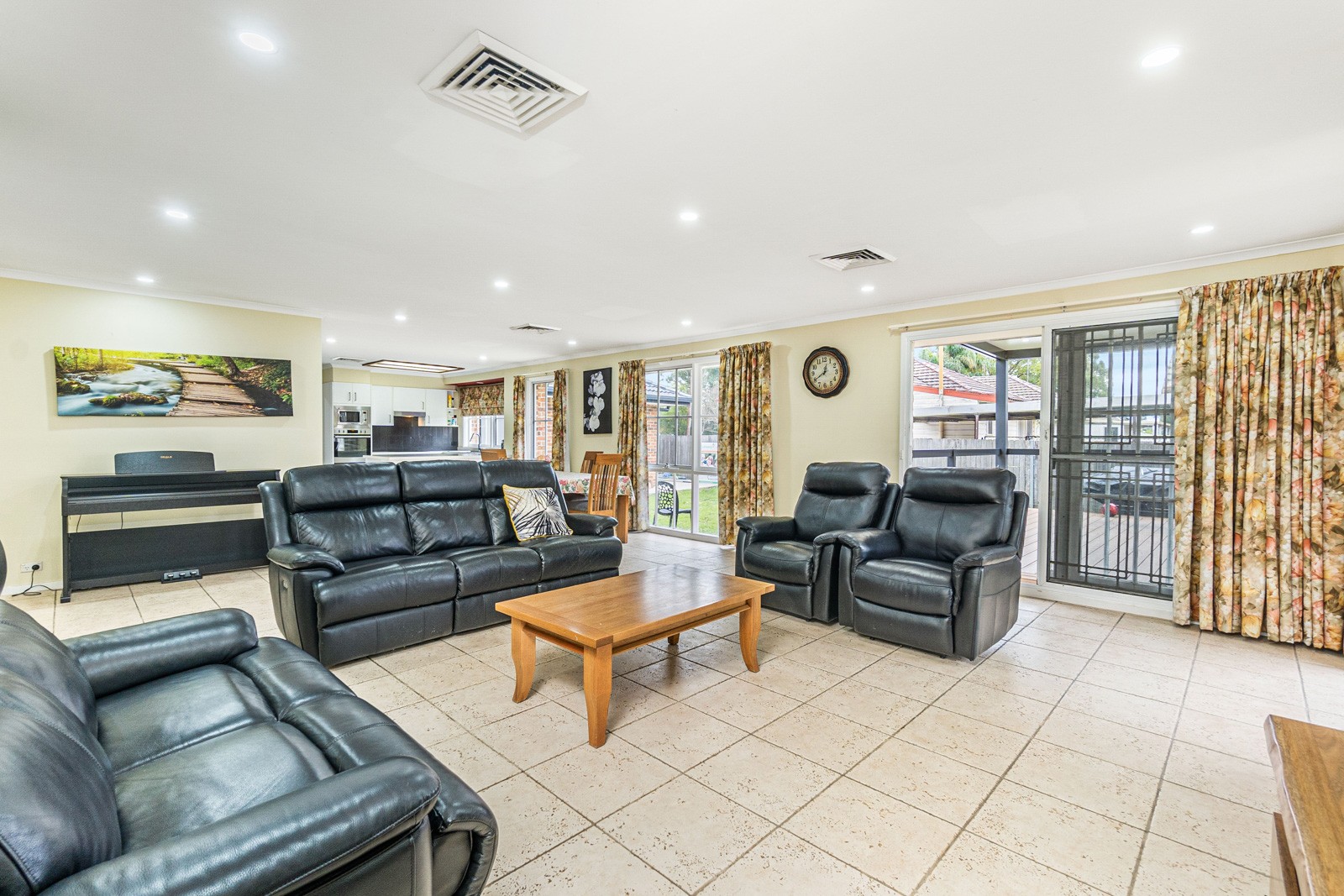13 Carter Street, Seven Hills, NSW 2147