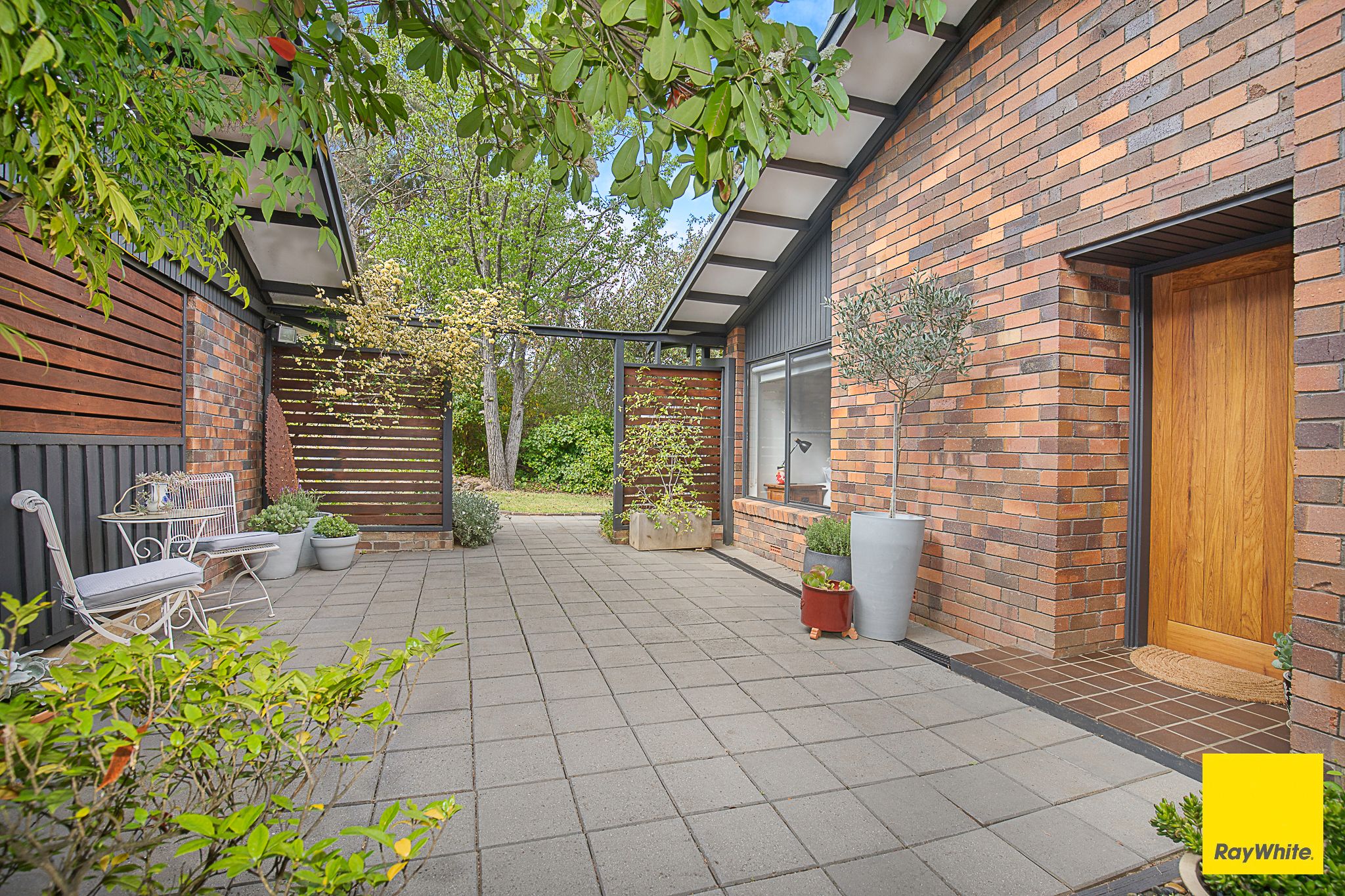 53 Bona Vista Road — photo 6 of 18