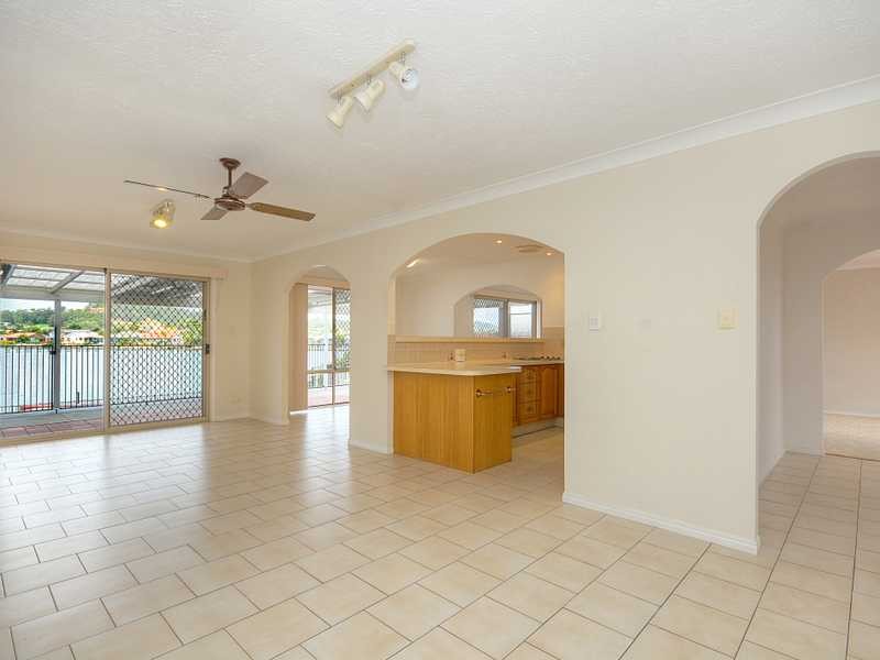 187 Nineteenth Avenue, Elanora, QLD 4221