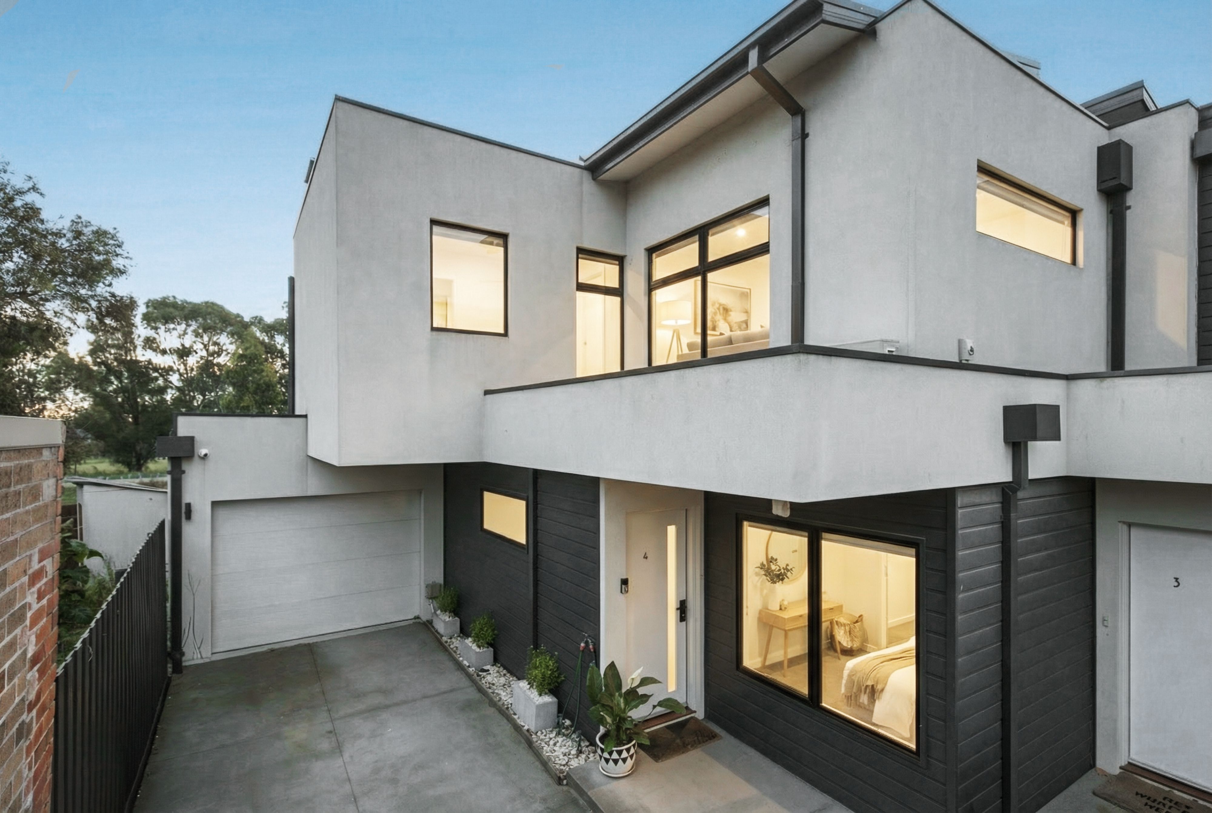 51 Cypress Avenue, Brooklyn VIC 3012