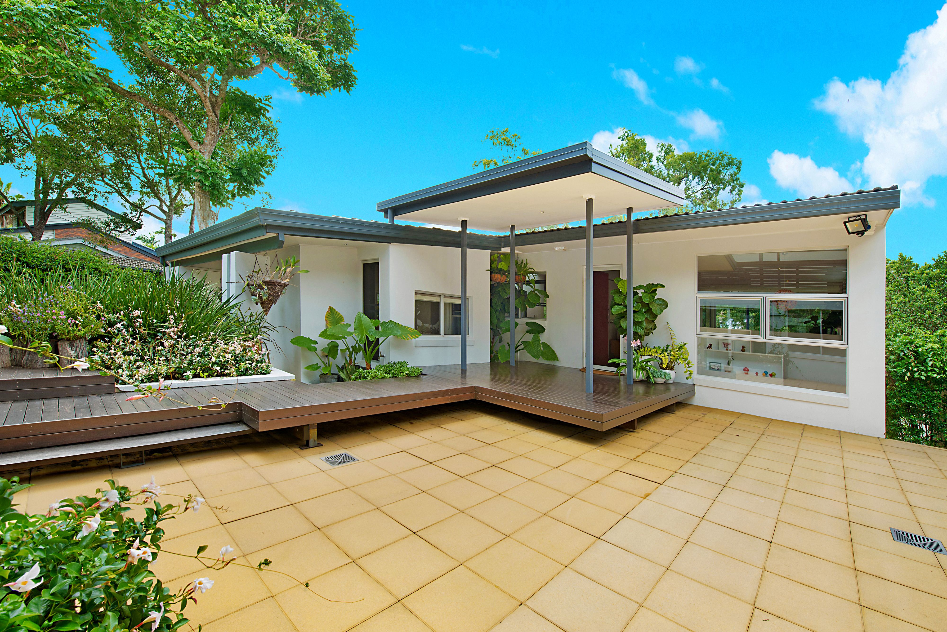 131 Burbong Street, Chapel Hill QLD 4069