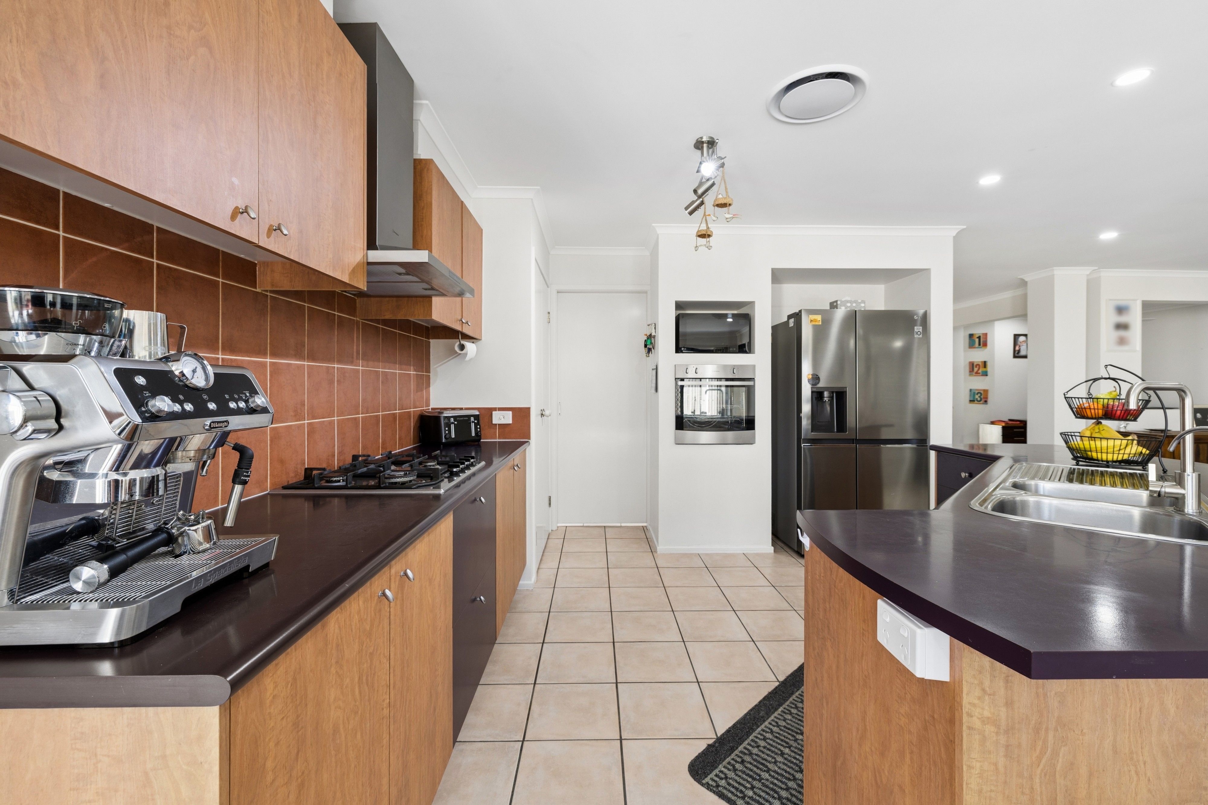 55 Silvester Street — photo 5 of 25
