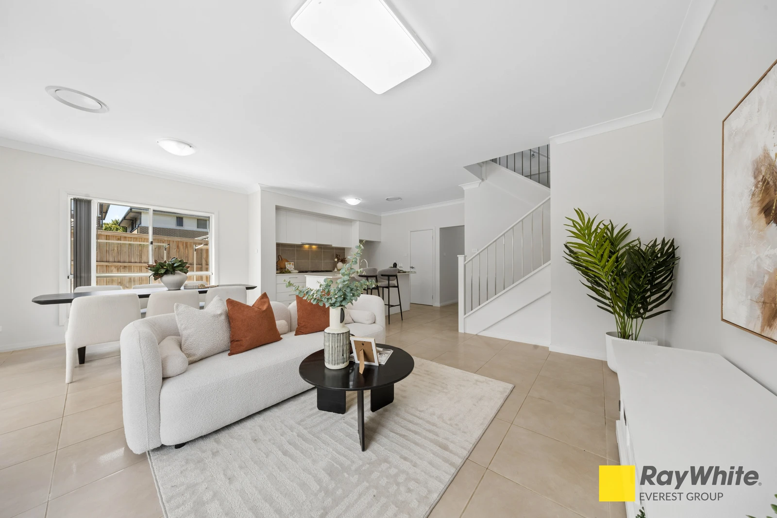 1 Van Pragg Lane, Oran Park, NSW 2570