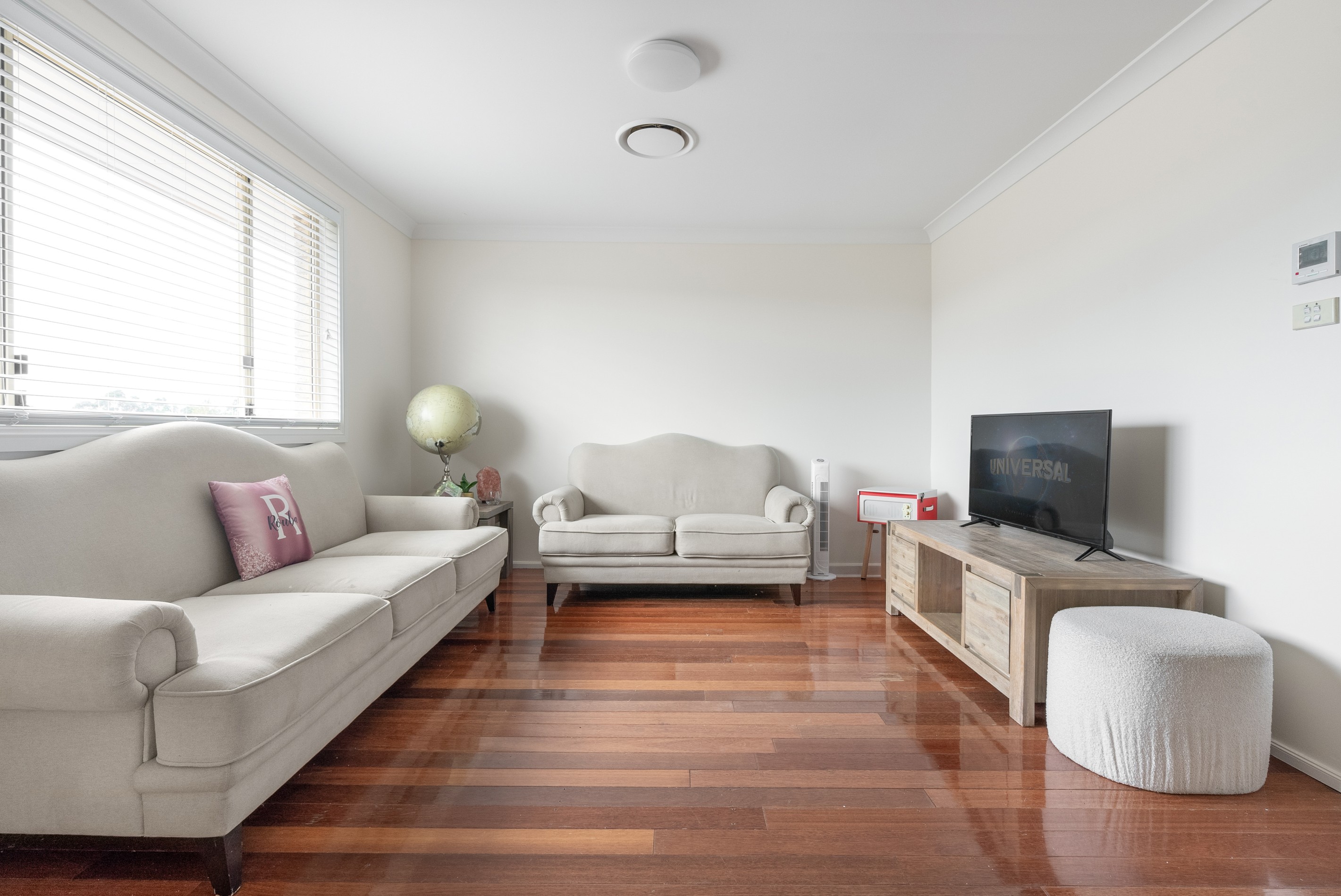 6 Weston Place, West Hoxton, NSW 2171