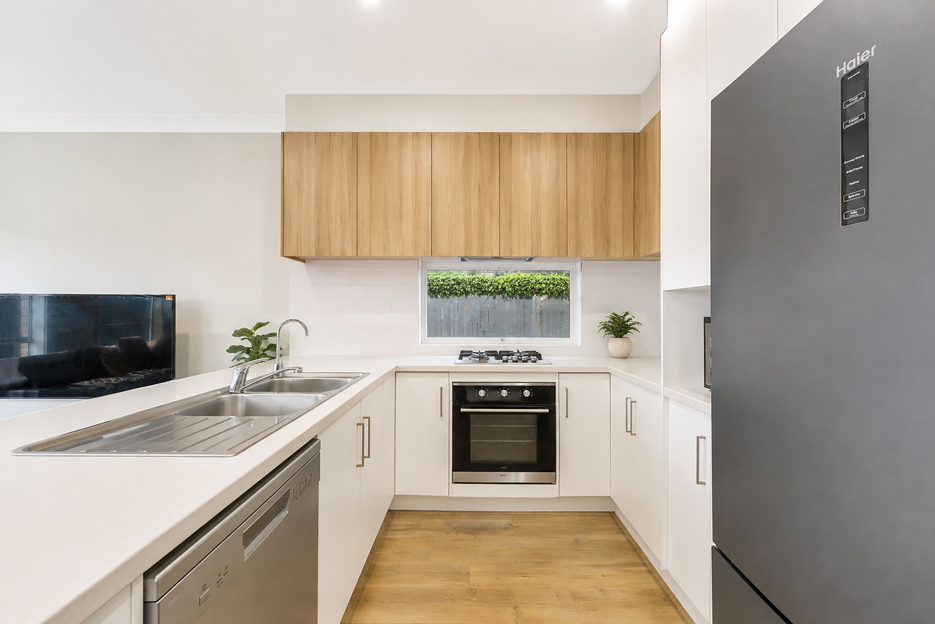 25A Elmgrove Road — photo 3 of 9