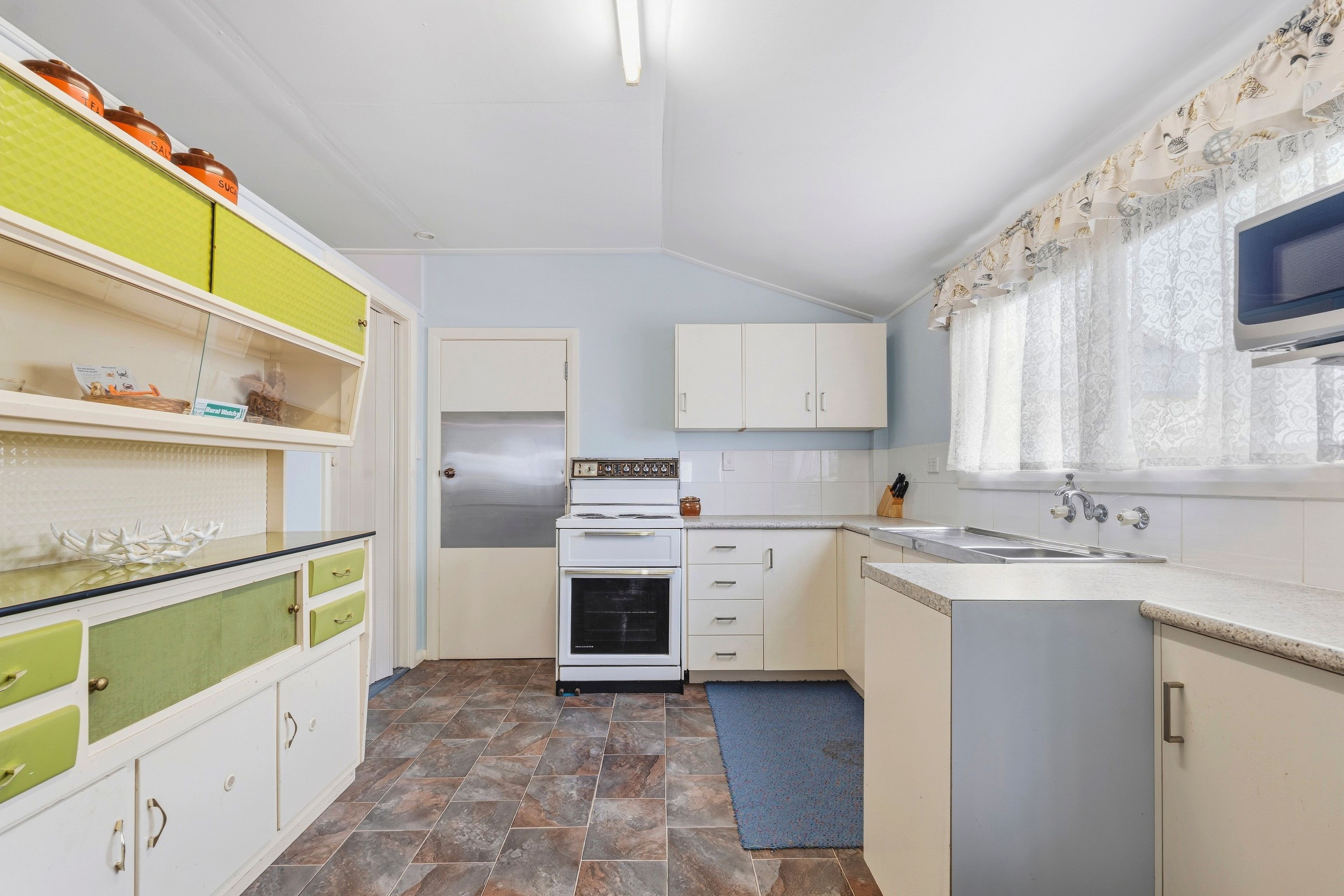 30 Trout Road — photo 13 of 24