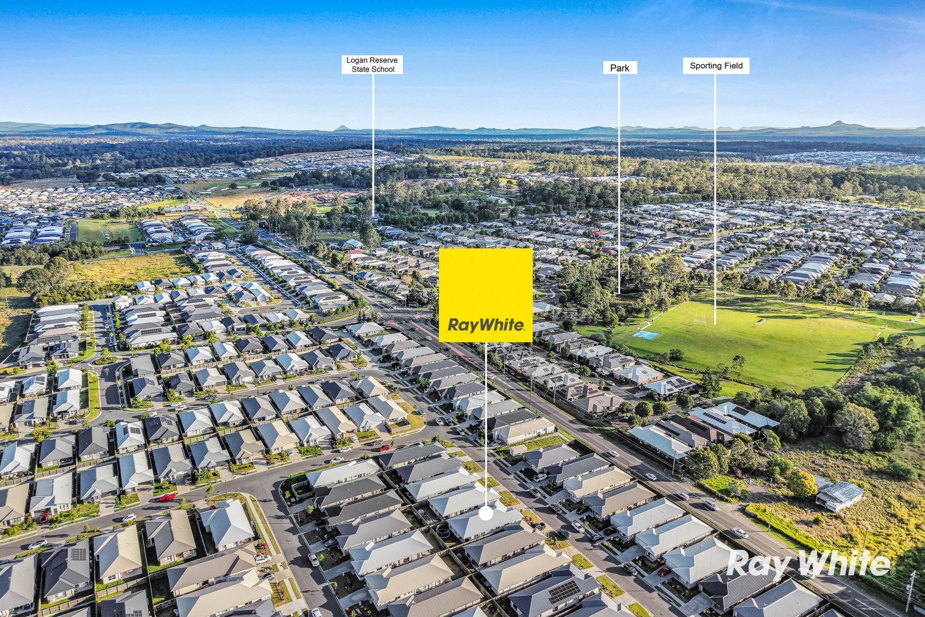 9 Howe Circuit — photo 15 of 17