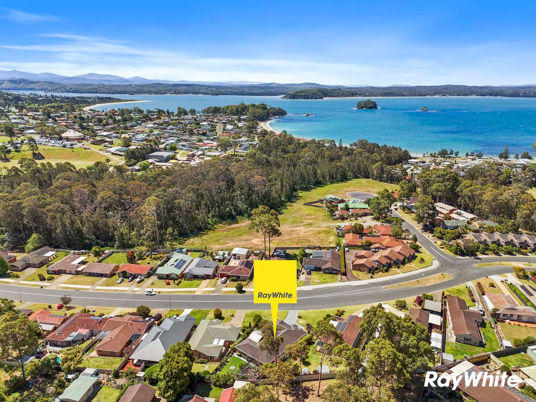 17 Sunshine Bay Road, Sunshine Bay, NSW 2536