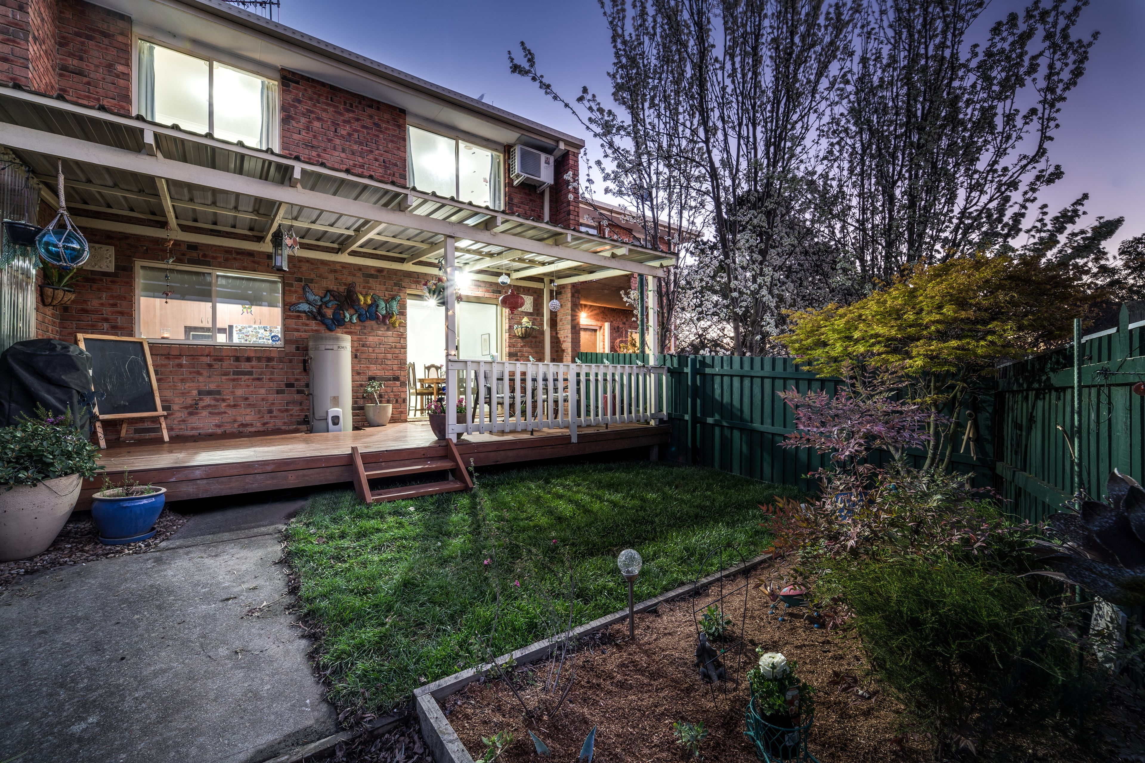 2/89 Britten-Jones Drive, Holt, ACT 2615