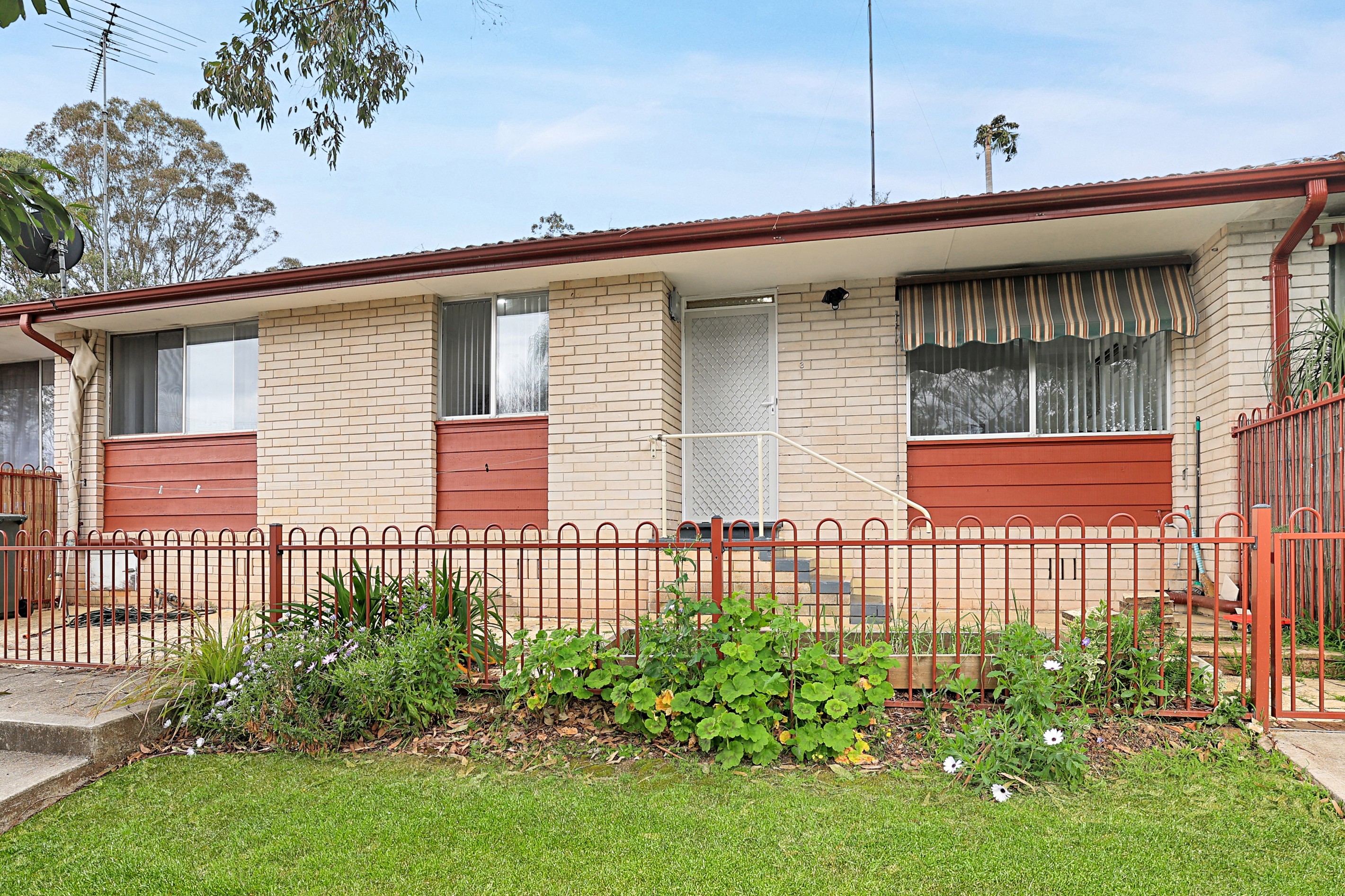 3/20 Stewart Street, Campbelltown, NSW 2560