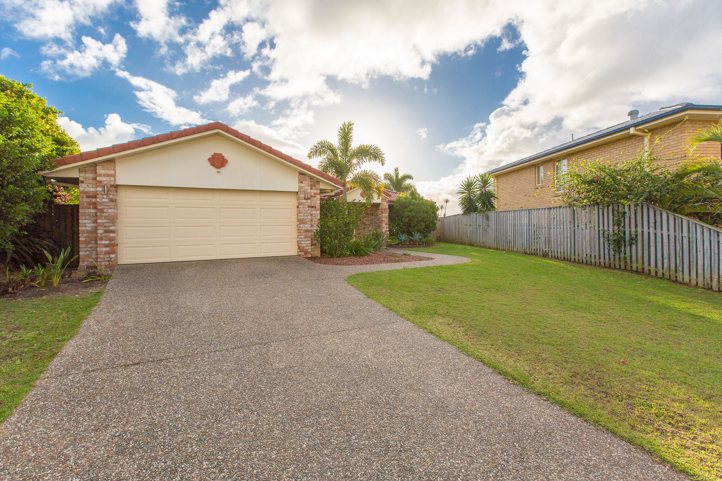 16 Beerwah Street, Pacific Pines, QLD 4211
