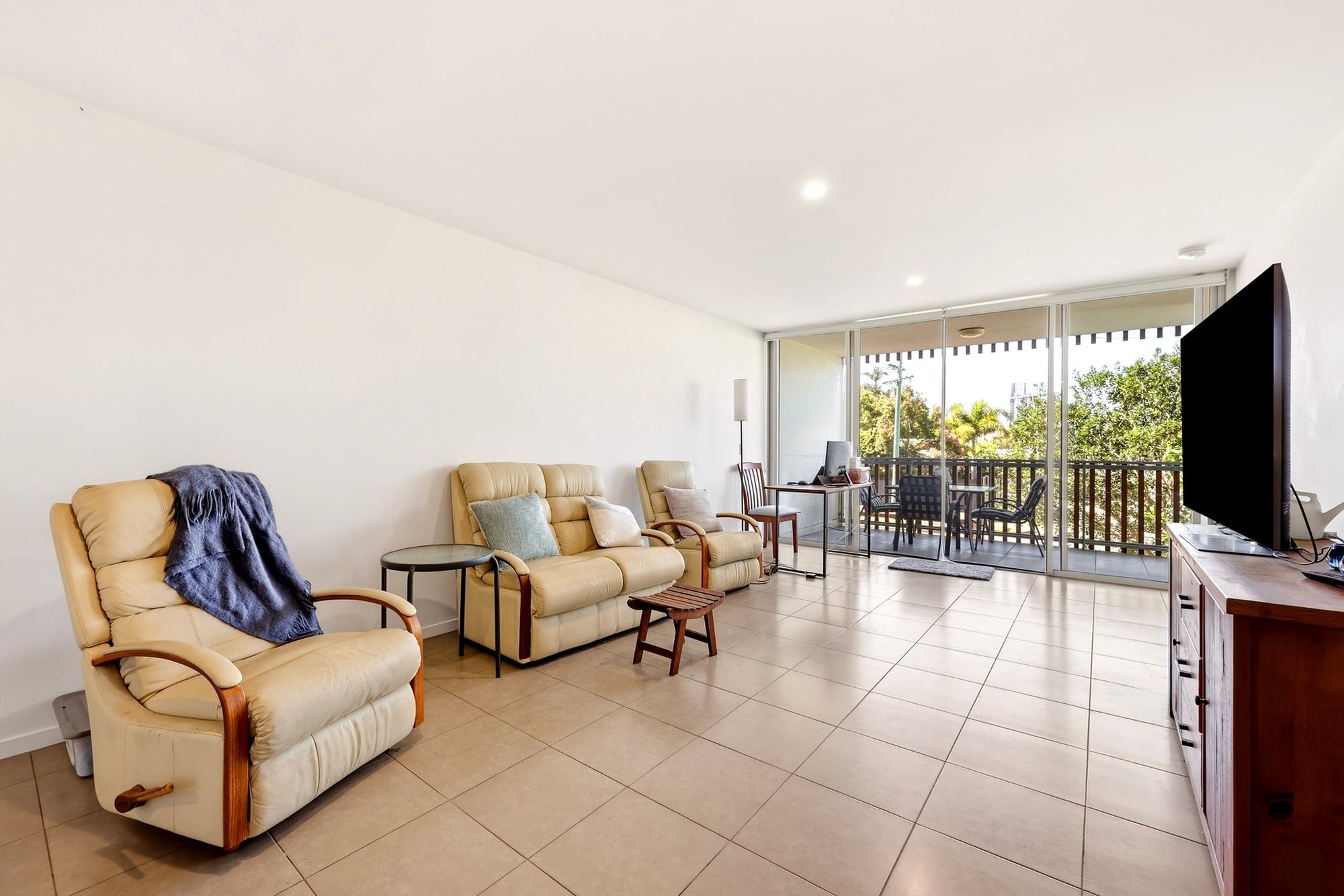 4212/1-7 Waterford Court — photo 5 of 21