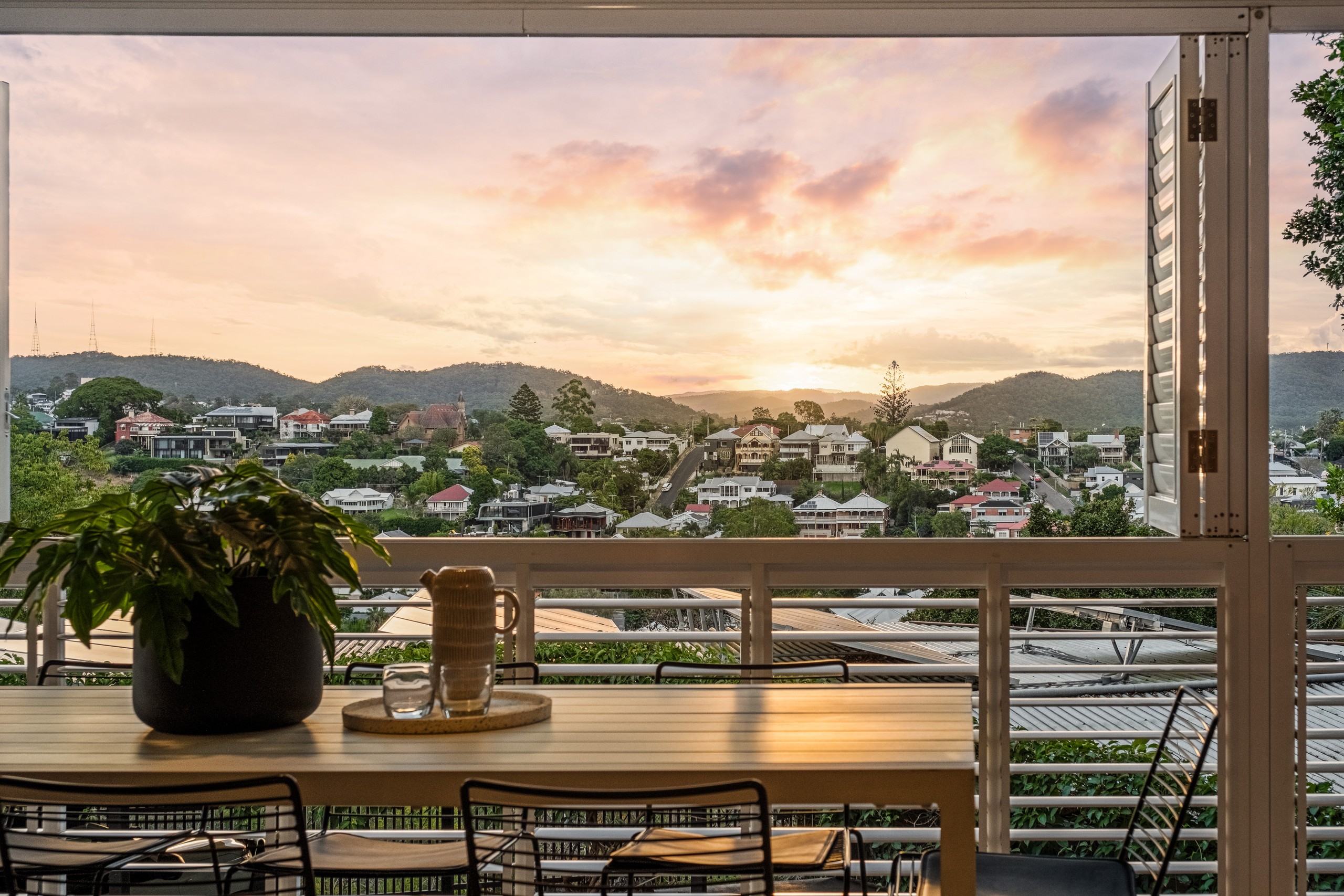 1/16 Wellington Road, Red Hill, QLD 4059