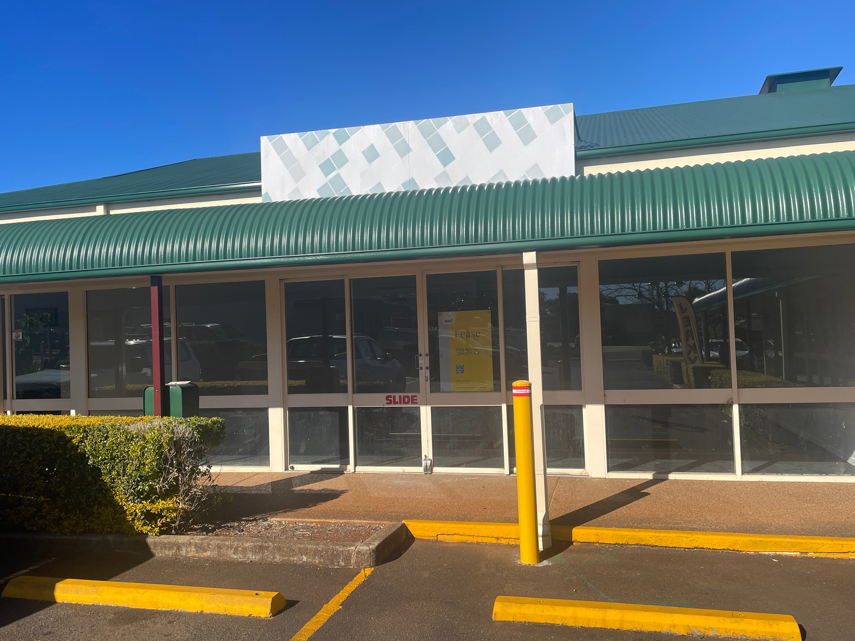 Shop 8/837 Ruthven Street, Kearneys Spring, QLD 4350