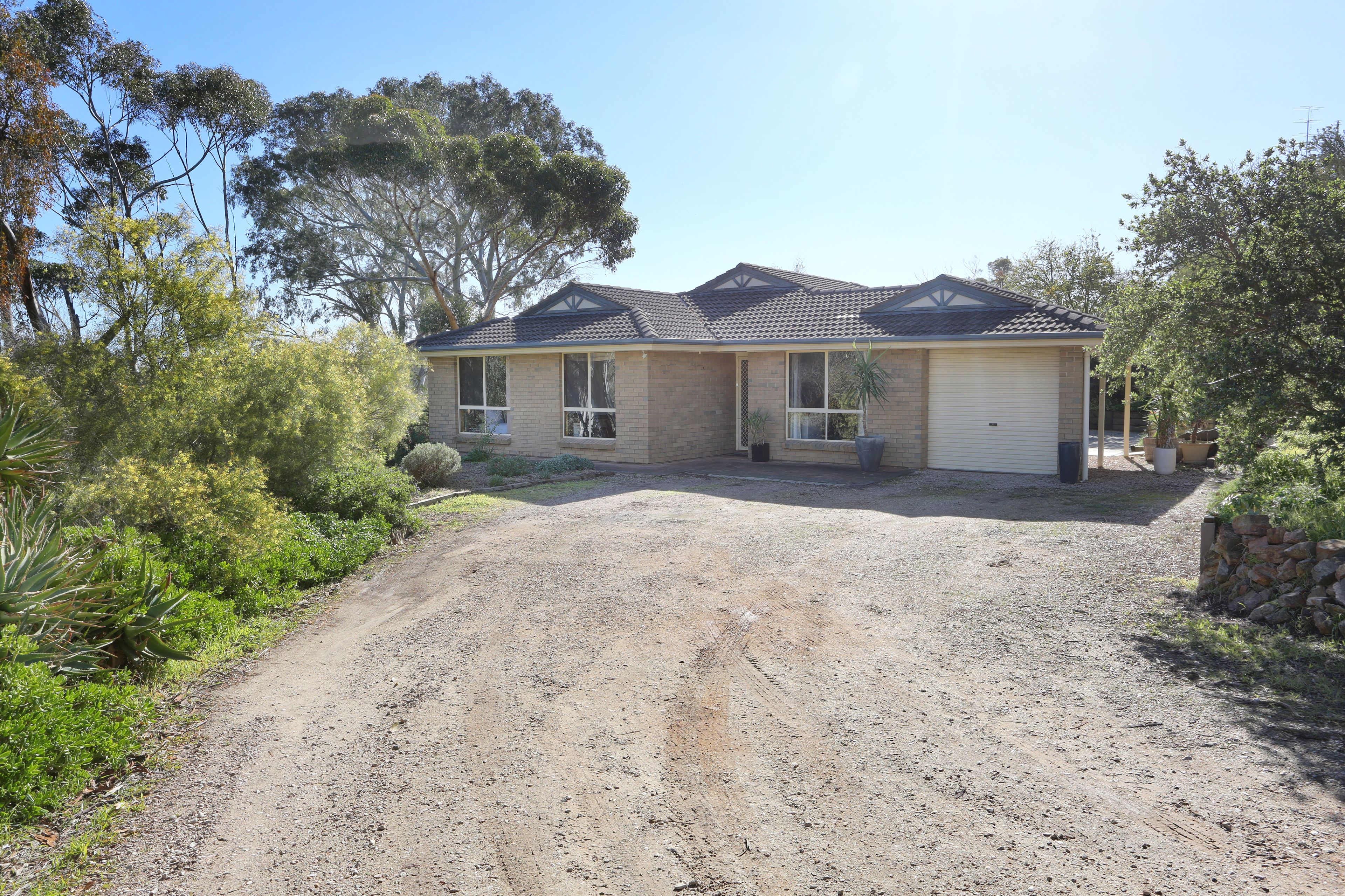 2 Haysman Lane, Clare, SA 5453
