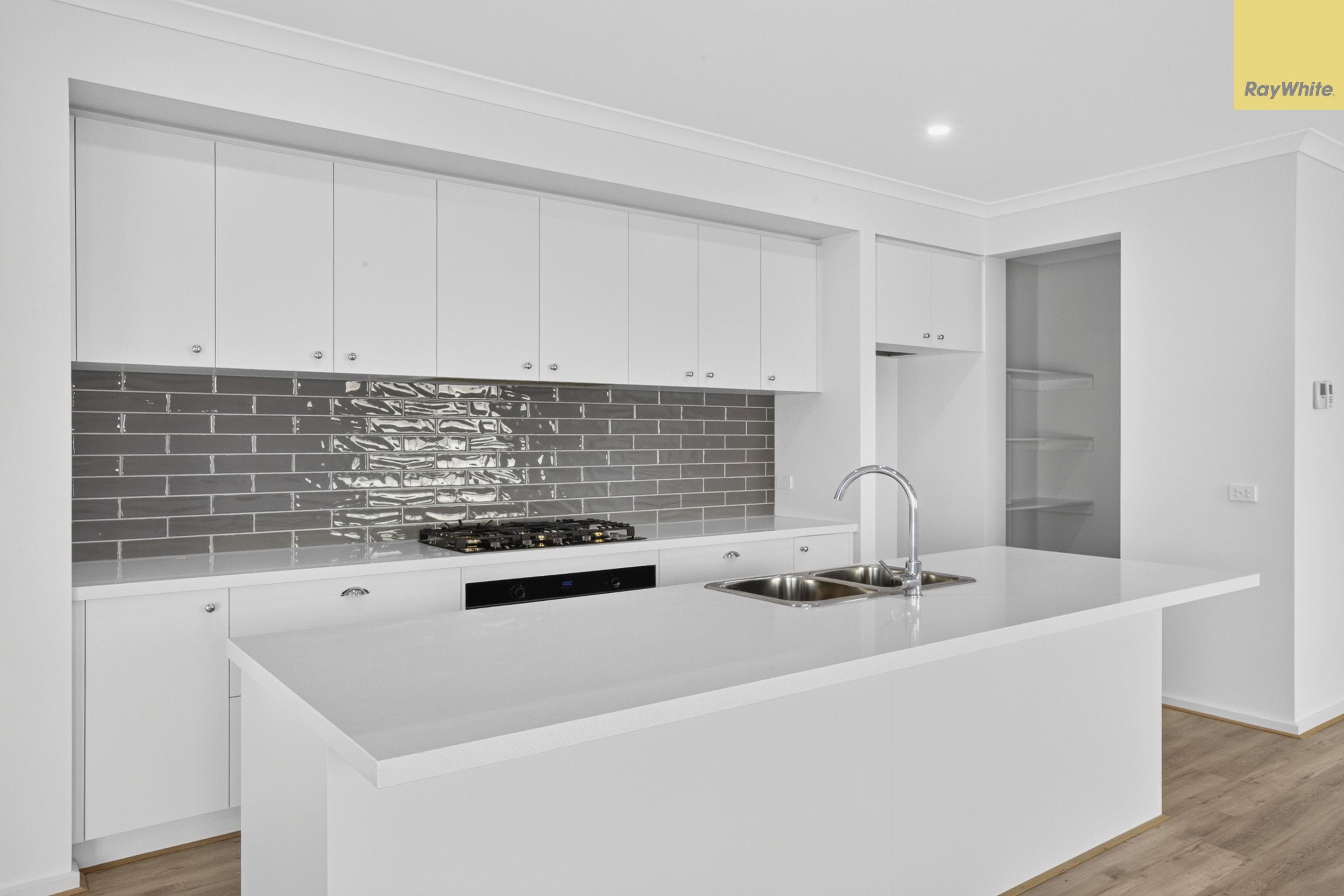 8 Garrong Street, Bacchus Marsh, VIC 3340