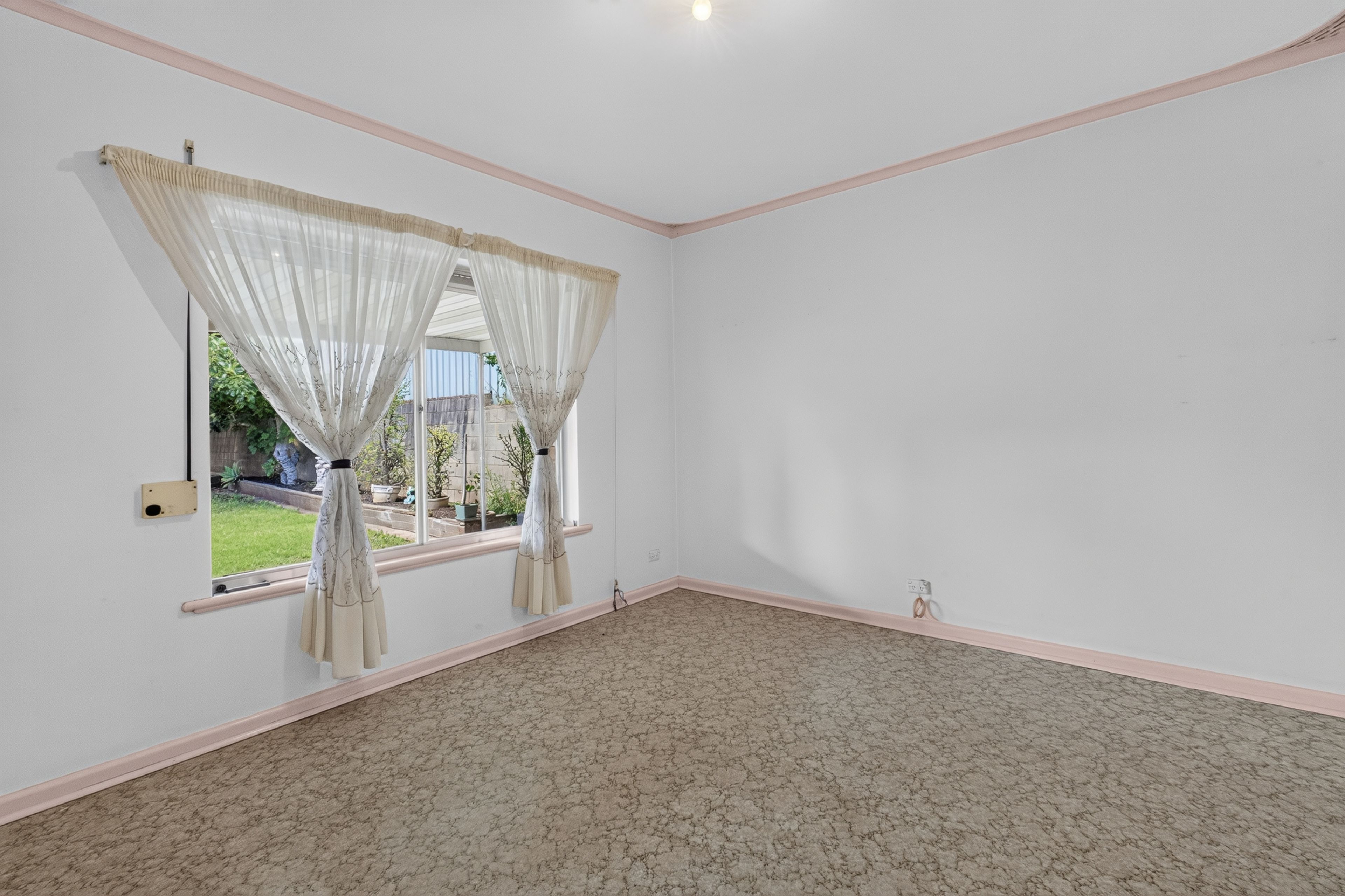 1A Balmoral Avenue — photo 6 of 17