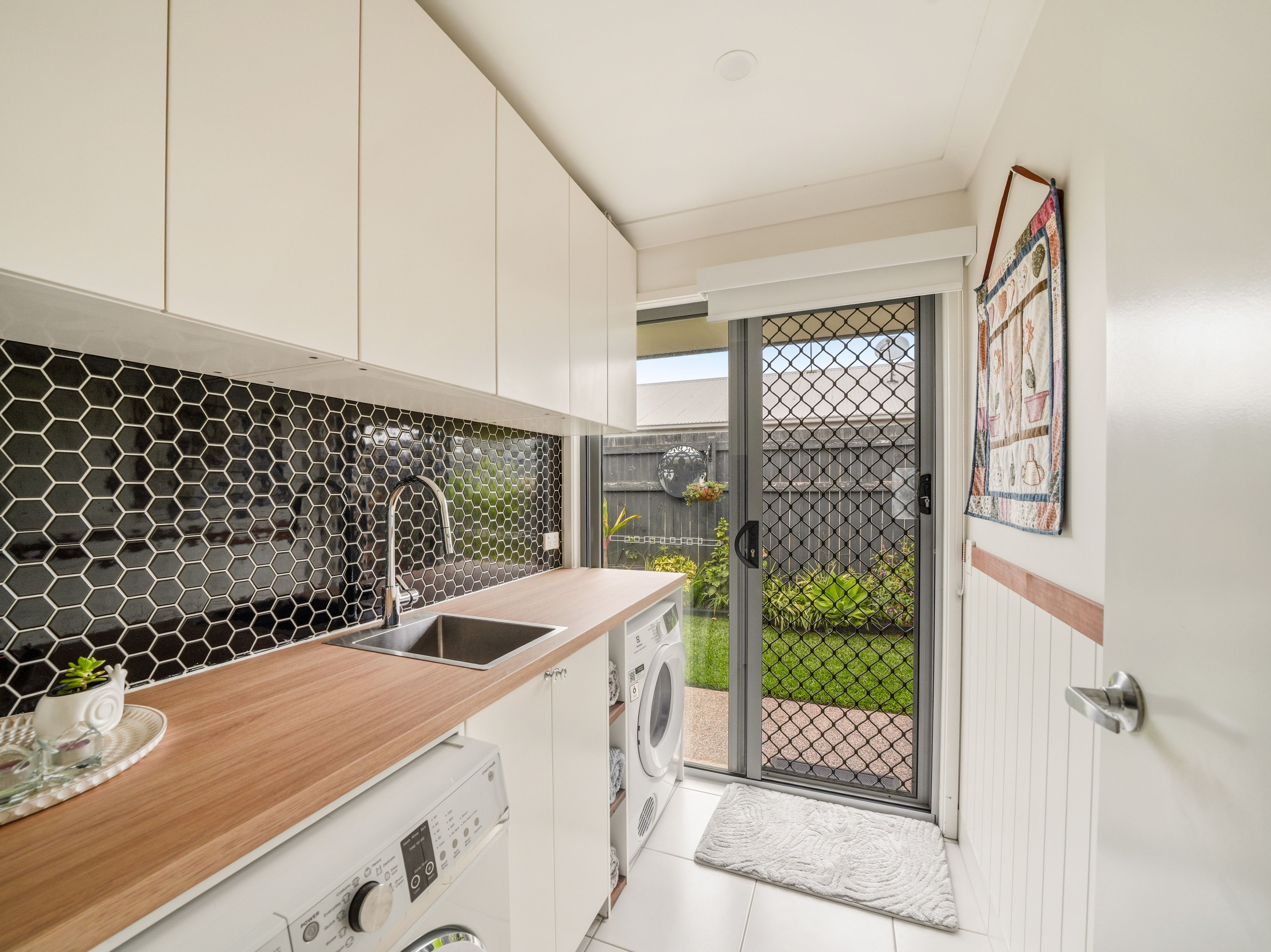 54 Emerald Street — photo 15 of 25