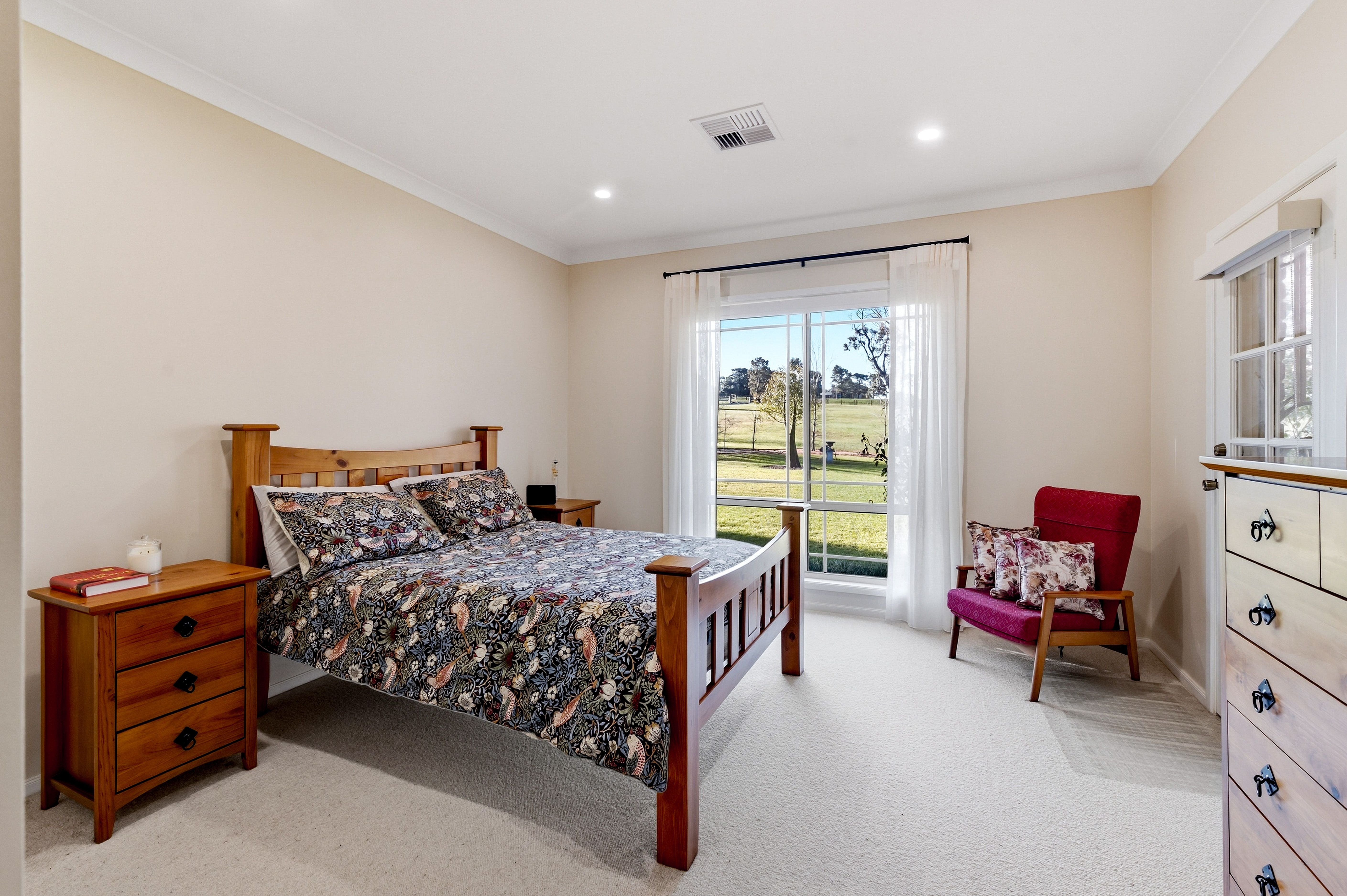 55 Ambervale Drive — photo 12 of 22