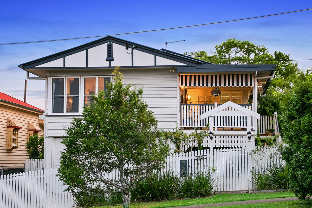 56 Ellesmere Street, Yeronga, QLD 4104