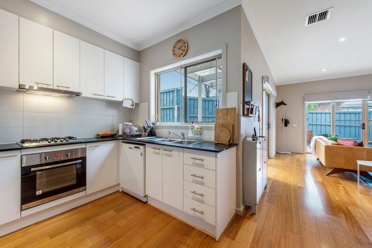 4/141 Stud Road, Wantirna South, VIC 3152