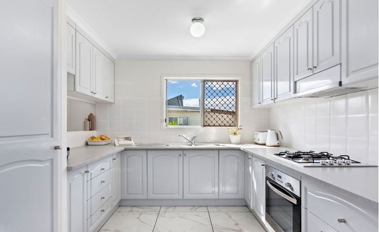 9 Spruce Street, Kingston, QLD 4114