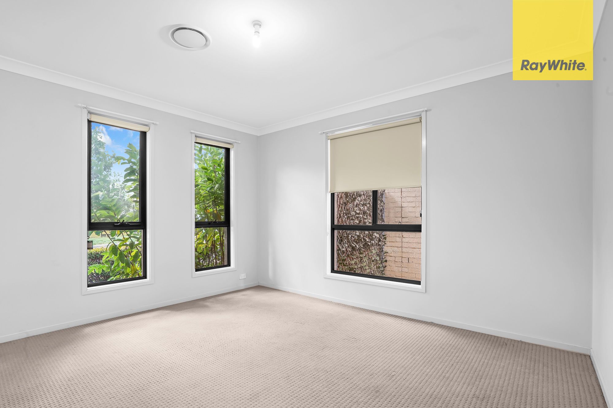 28 Dunlop Avenue, Ropes Crossing, NSW 2760