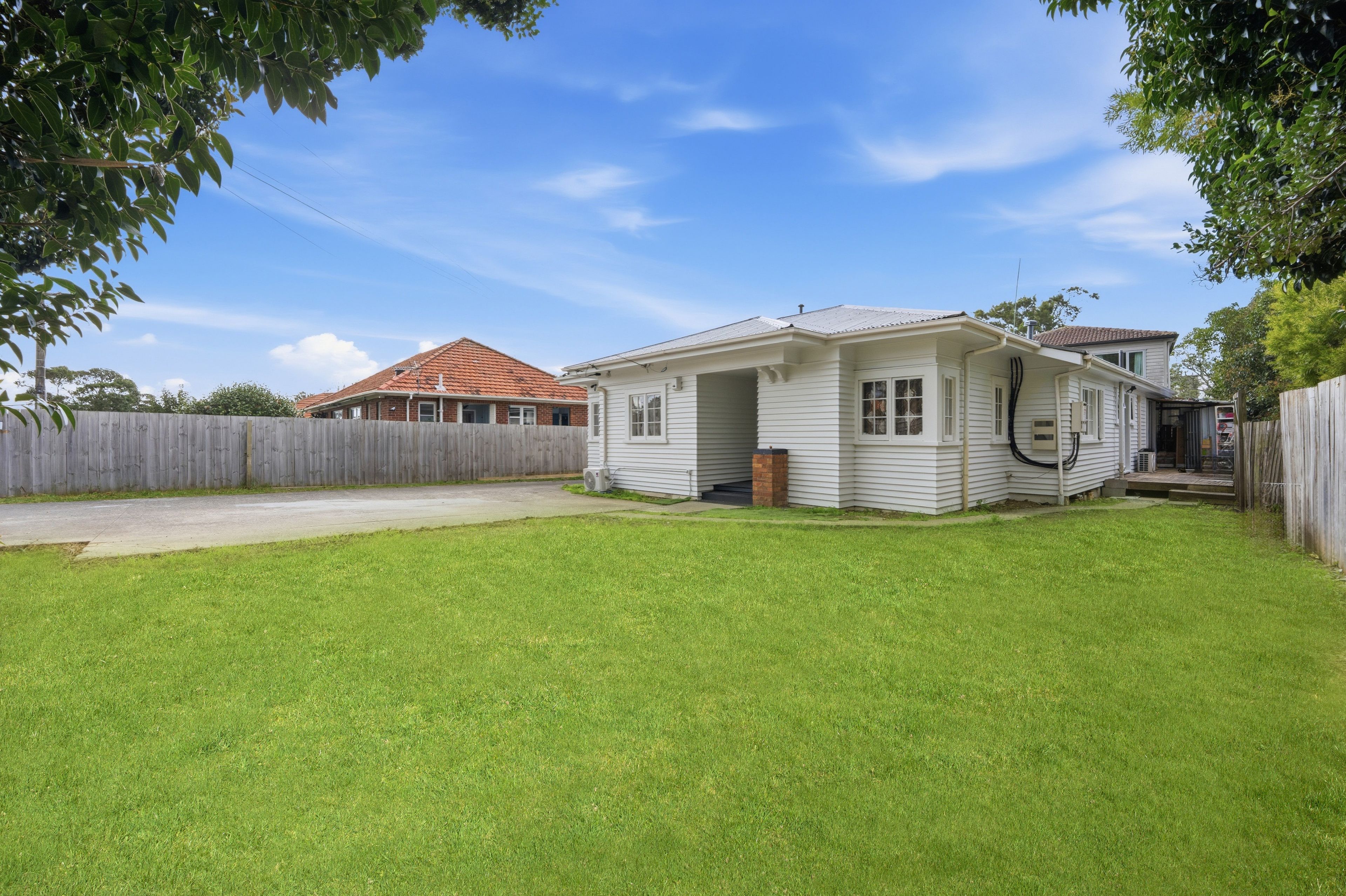 13 Memorial Avenue, Mount Roskill, Auckland City