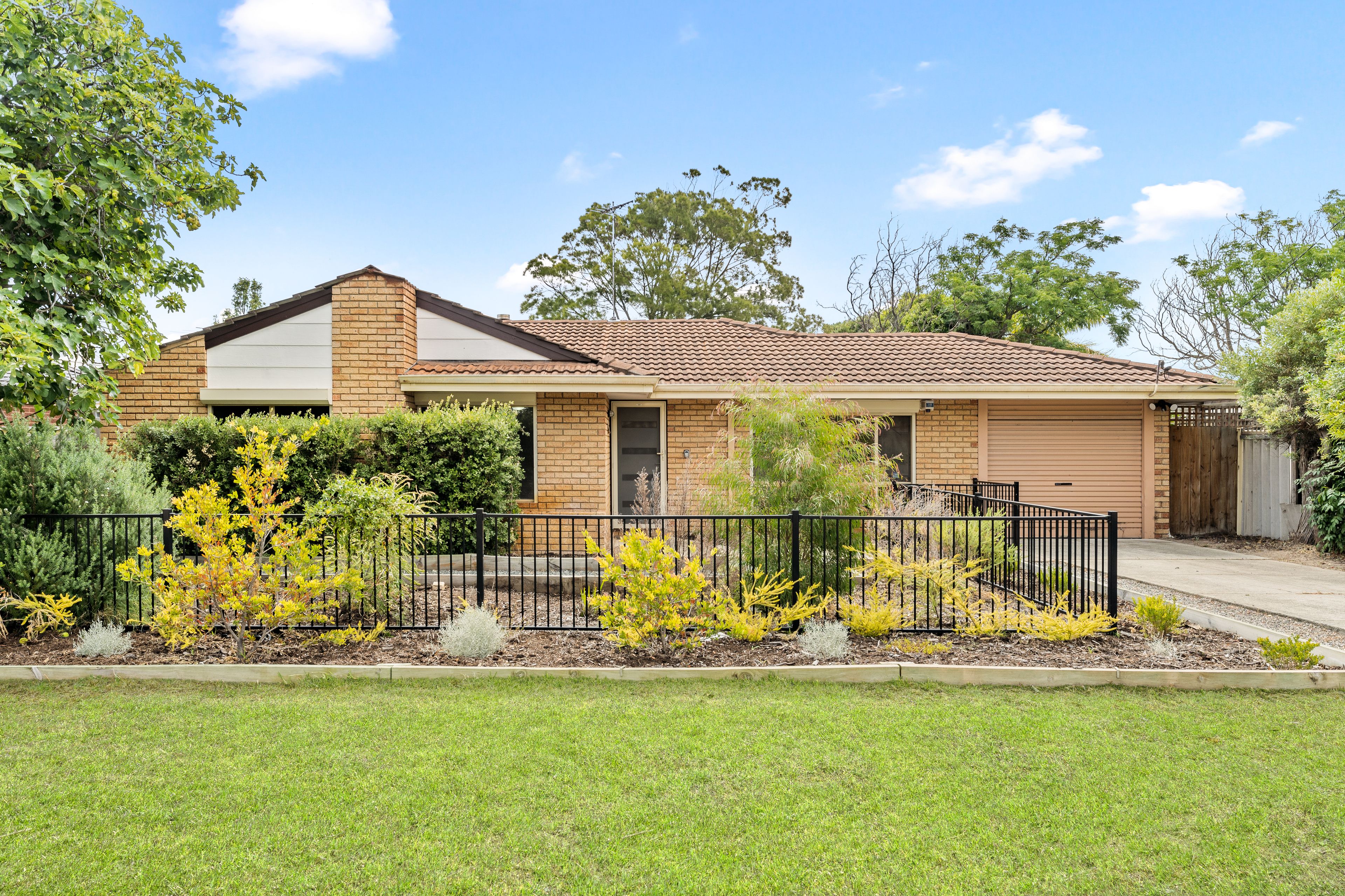 9 Soraya Place, Cooloongup, WA 6168