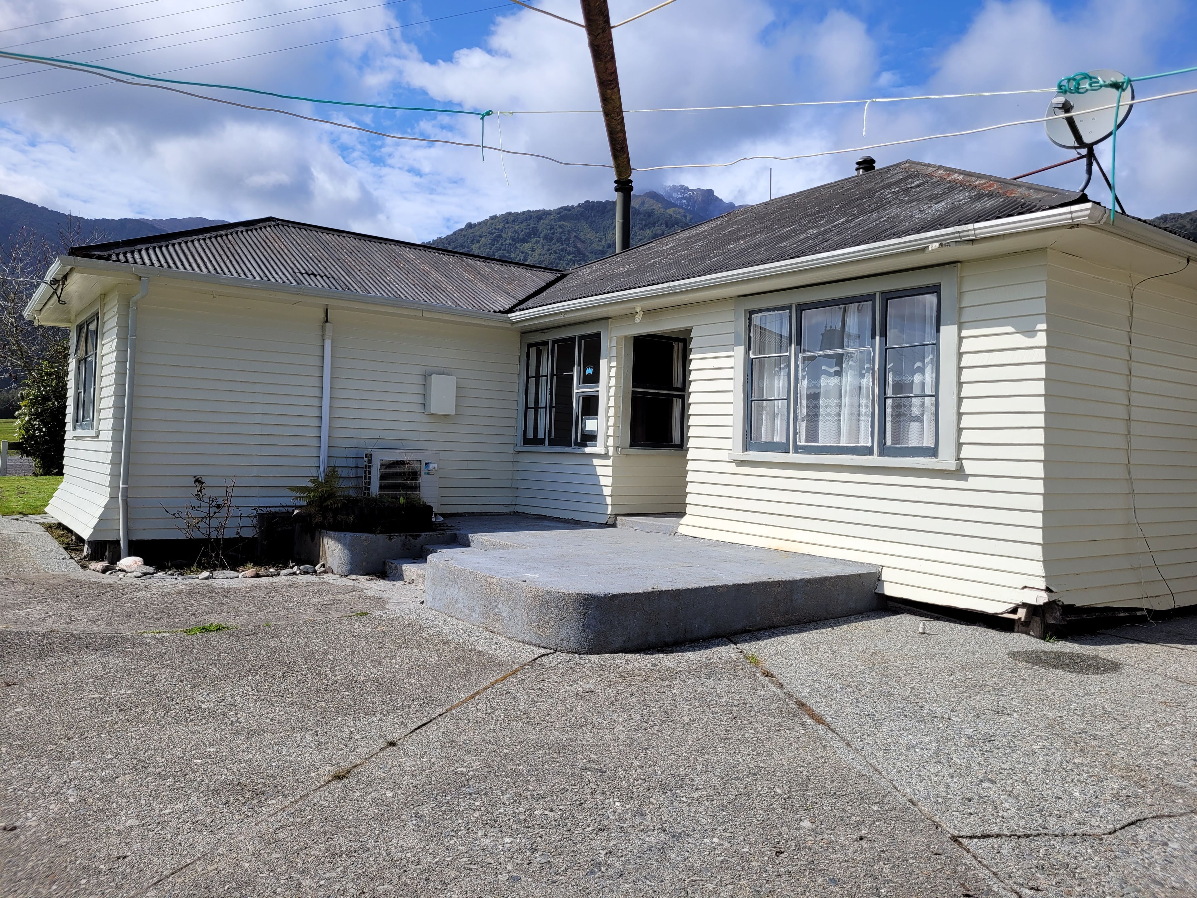 2600 Franz Josef State Highway, Franz Josef, Westland District