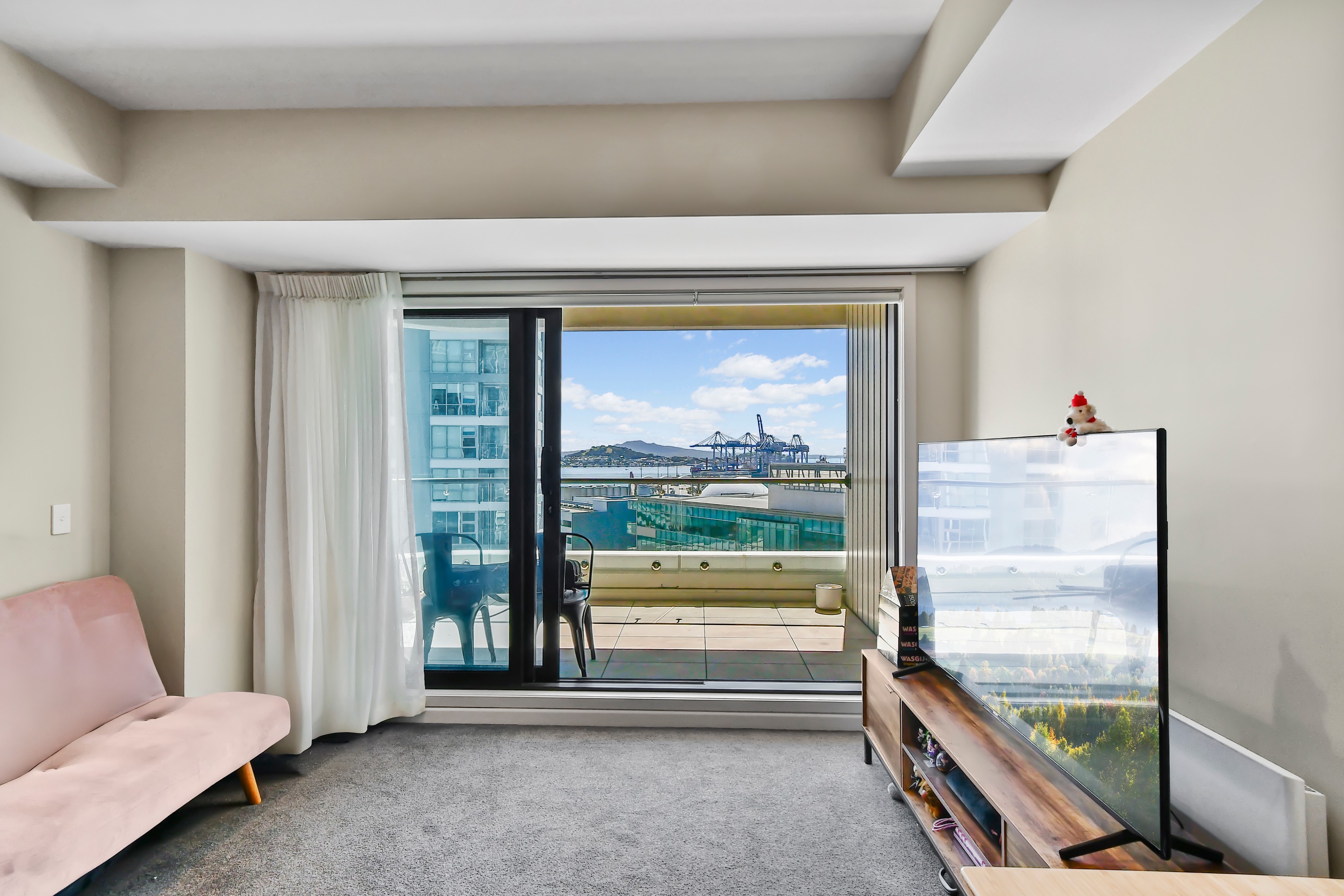 1019/41 Beach Road, Auckland Central, Auckland City