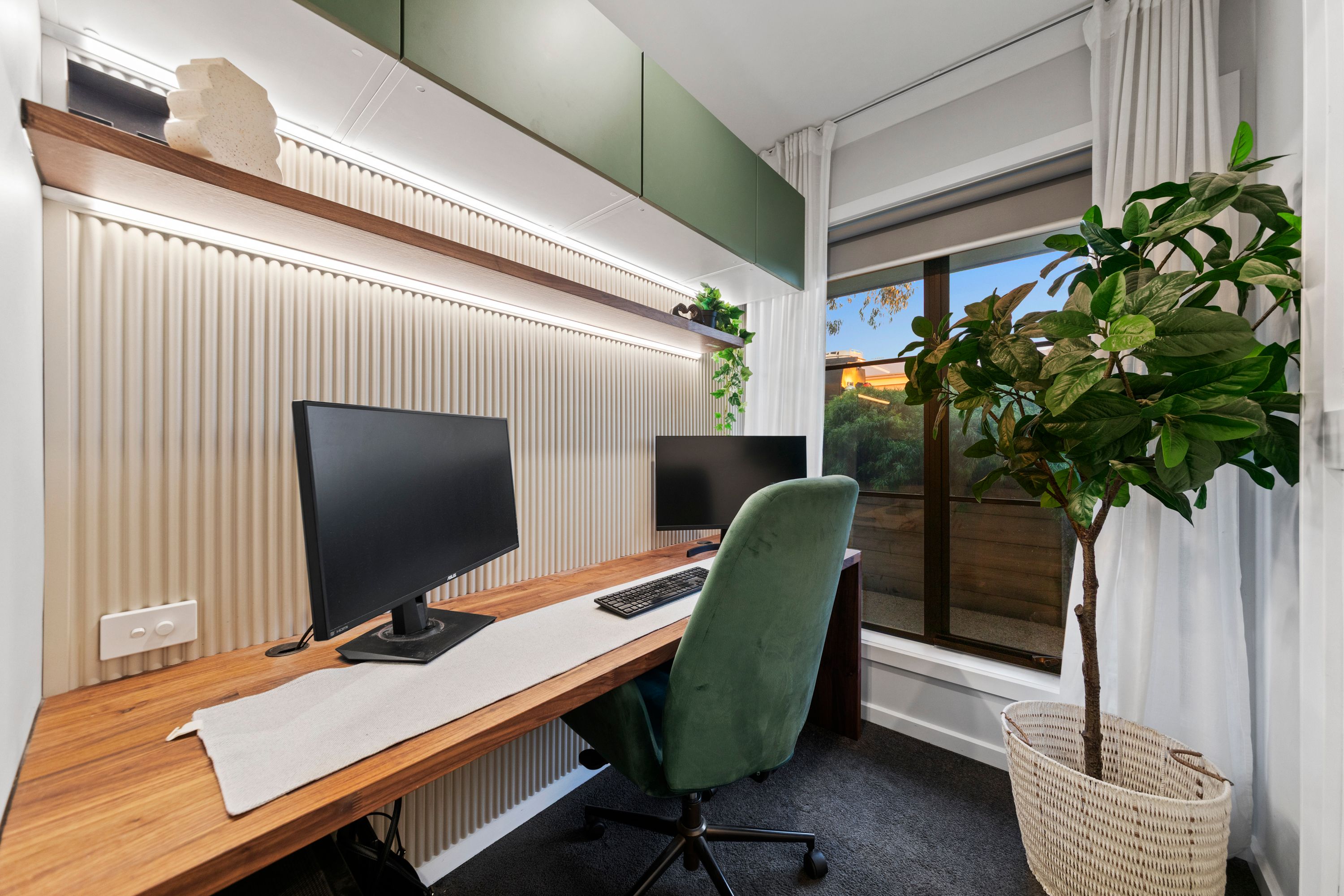 43 Altera Crescent — photo 11 of 30