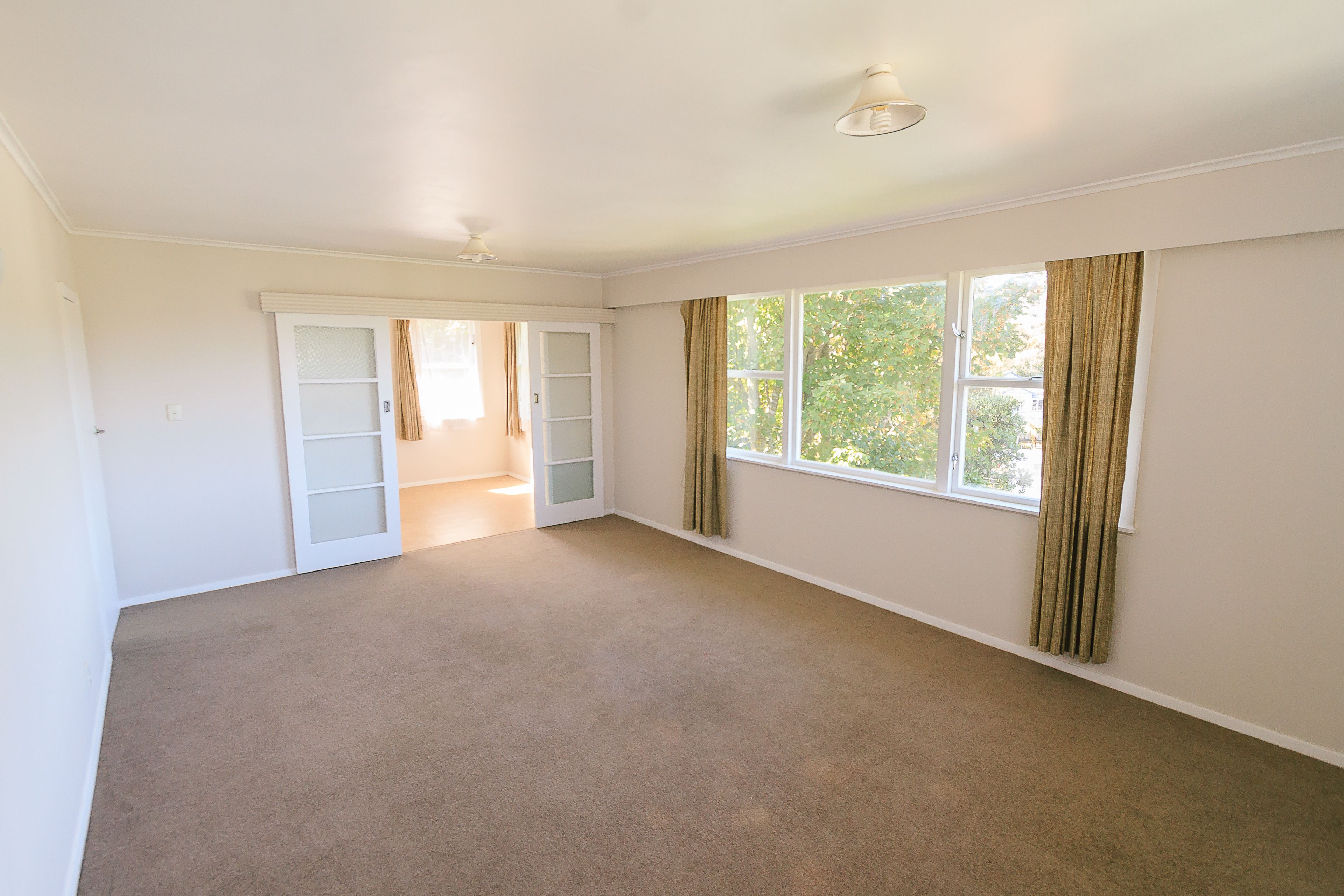 87 Salford Street, Newlands, Wellington City