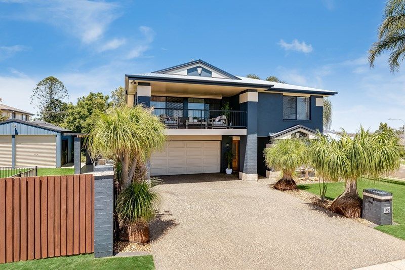 32 Banksdale Drive, Middle Ridge, QLD 4350