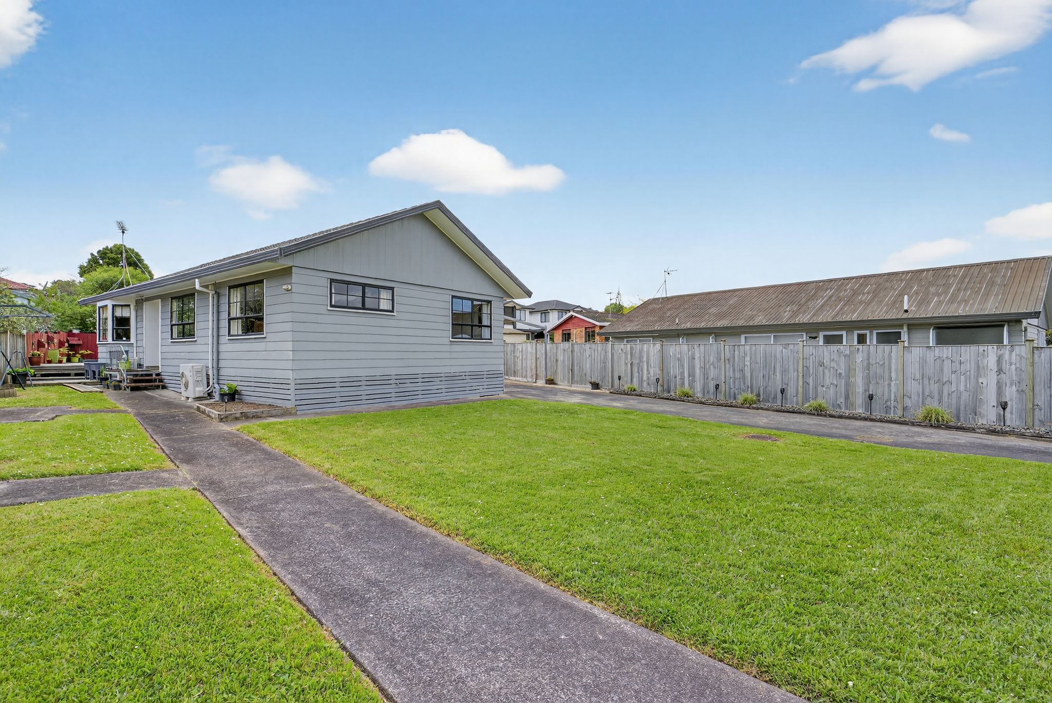 9 De Quincey Terrace, Highland Park, Manukau City