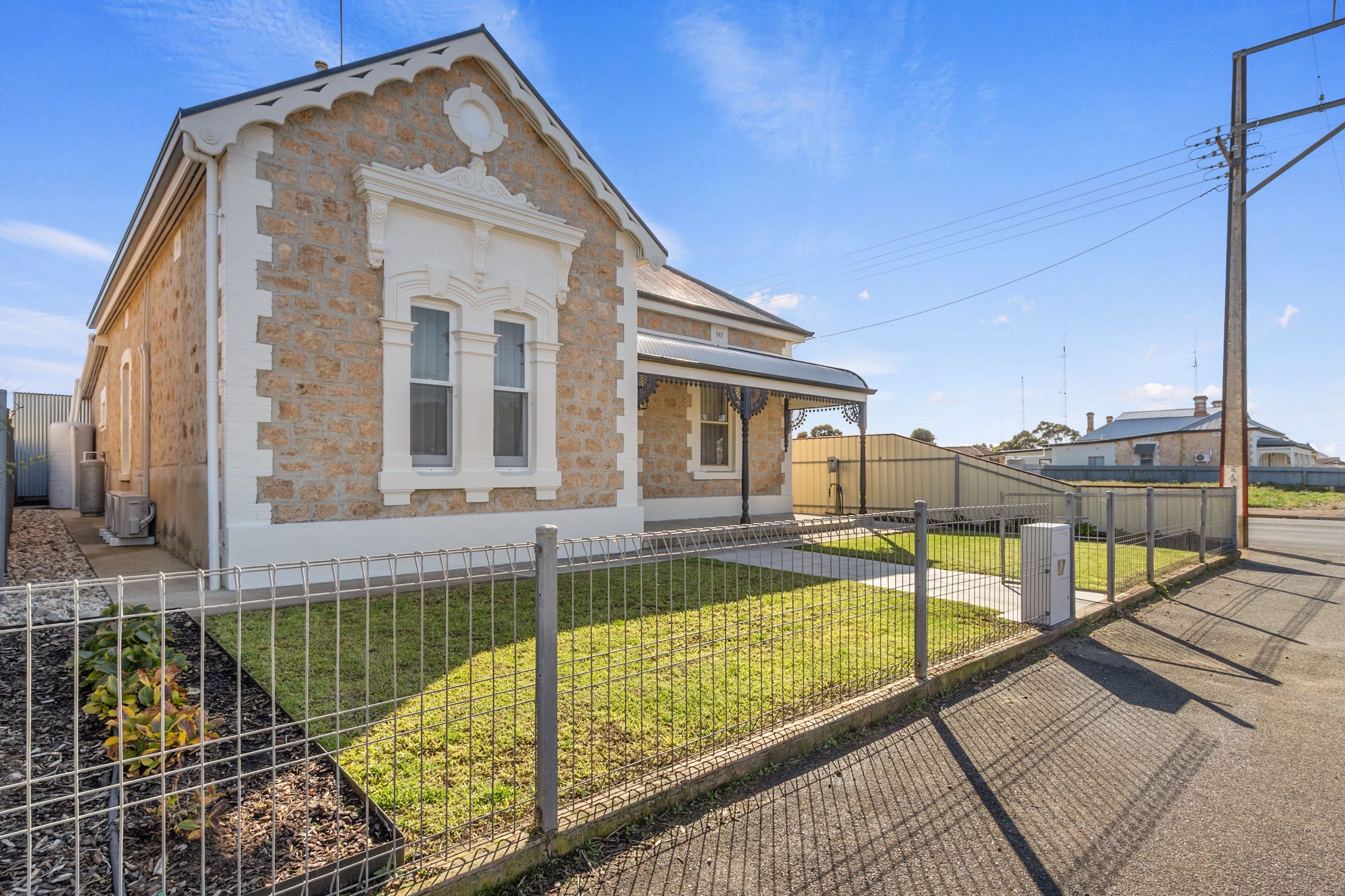 17 Forster Street — photo 4 of 30