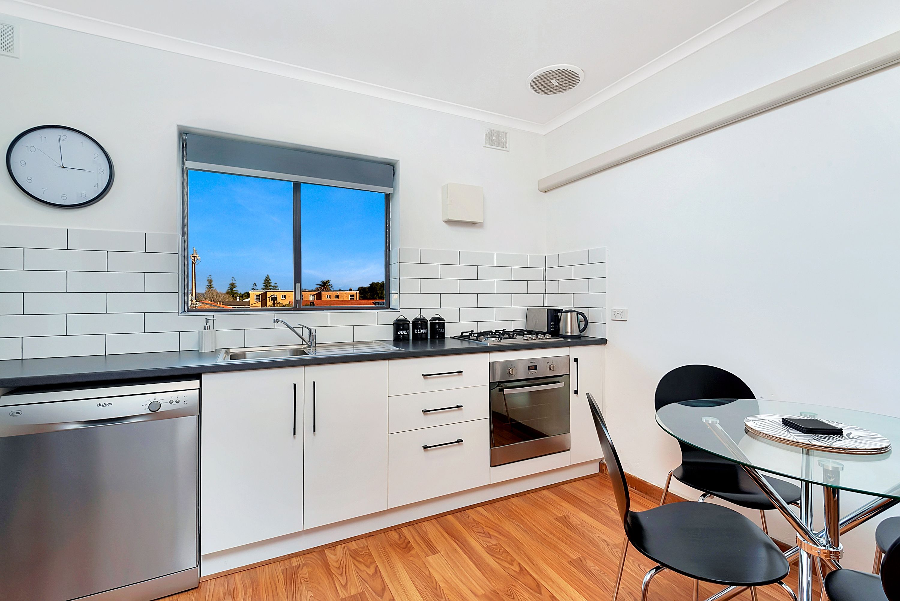 11/12 Moseley Street, Glenelg, SA 5045