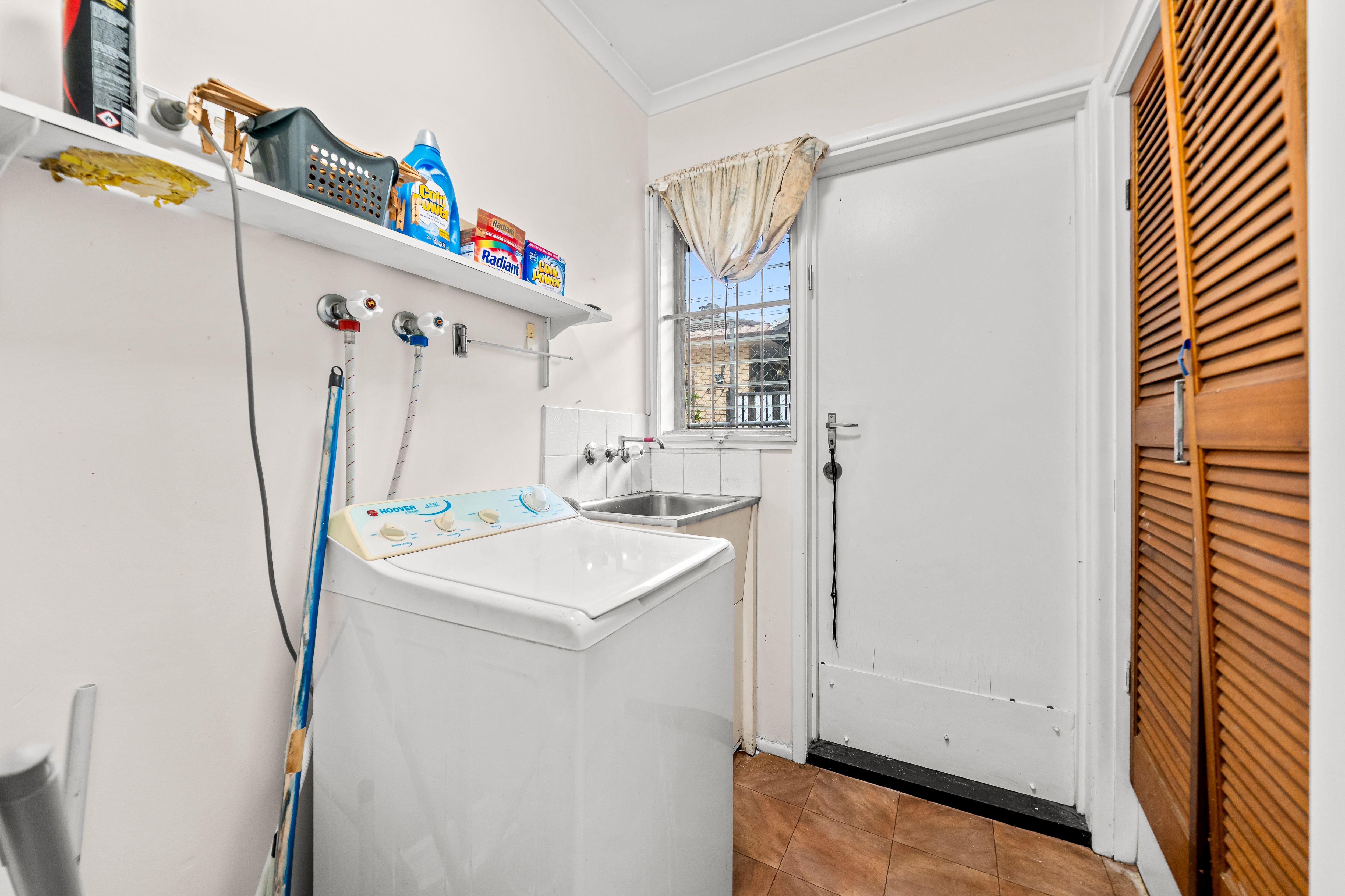 8 Alrak Avenue — photo 19 of 29