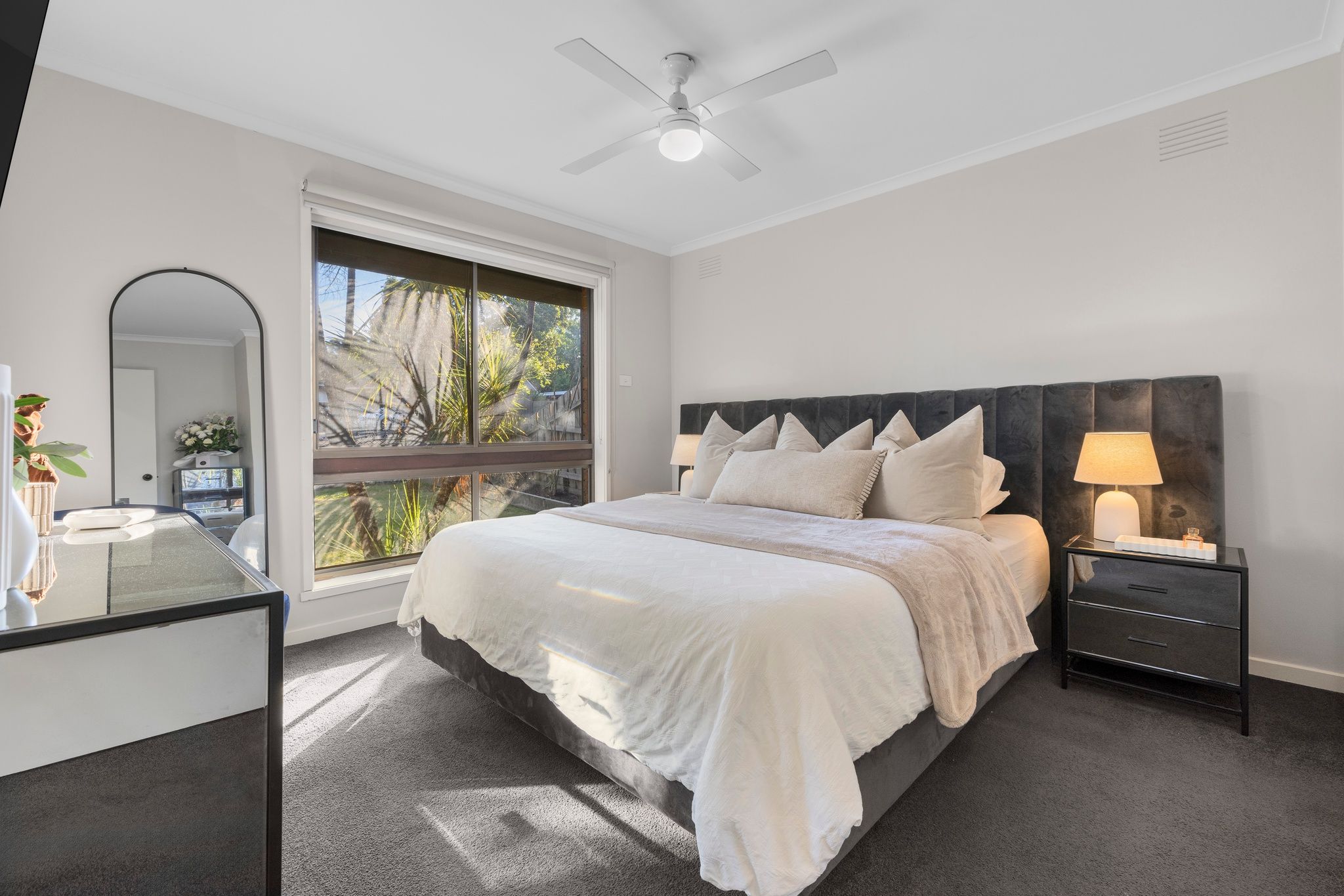 105 Loch Road — photo 8 of 16