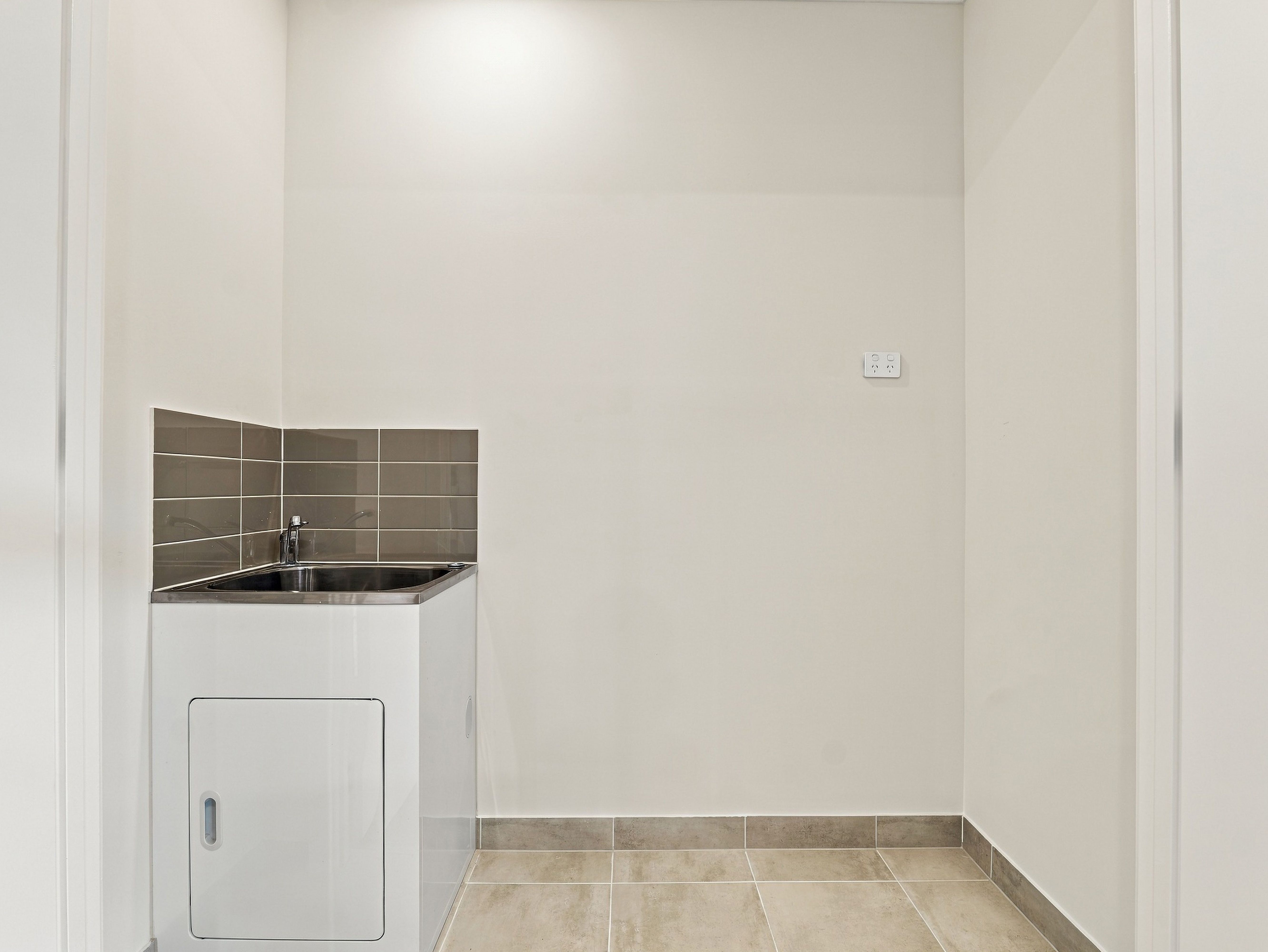 52 Archer Drive — photo 16 of 22