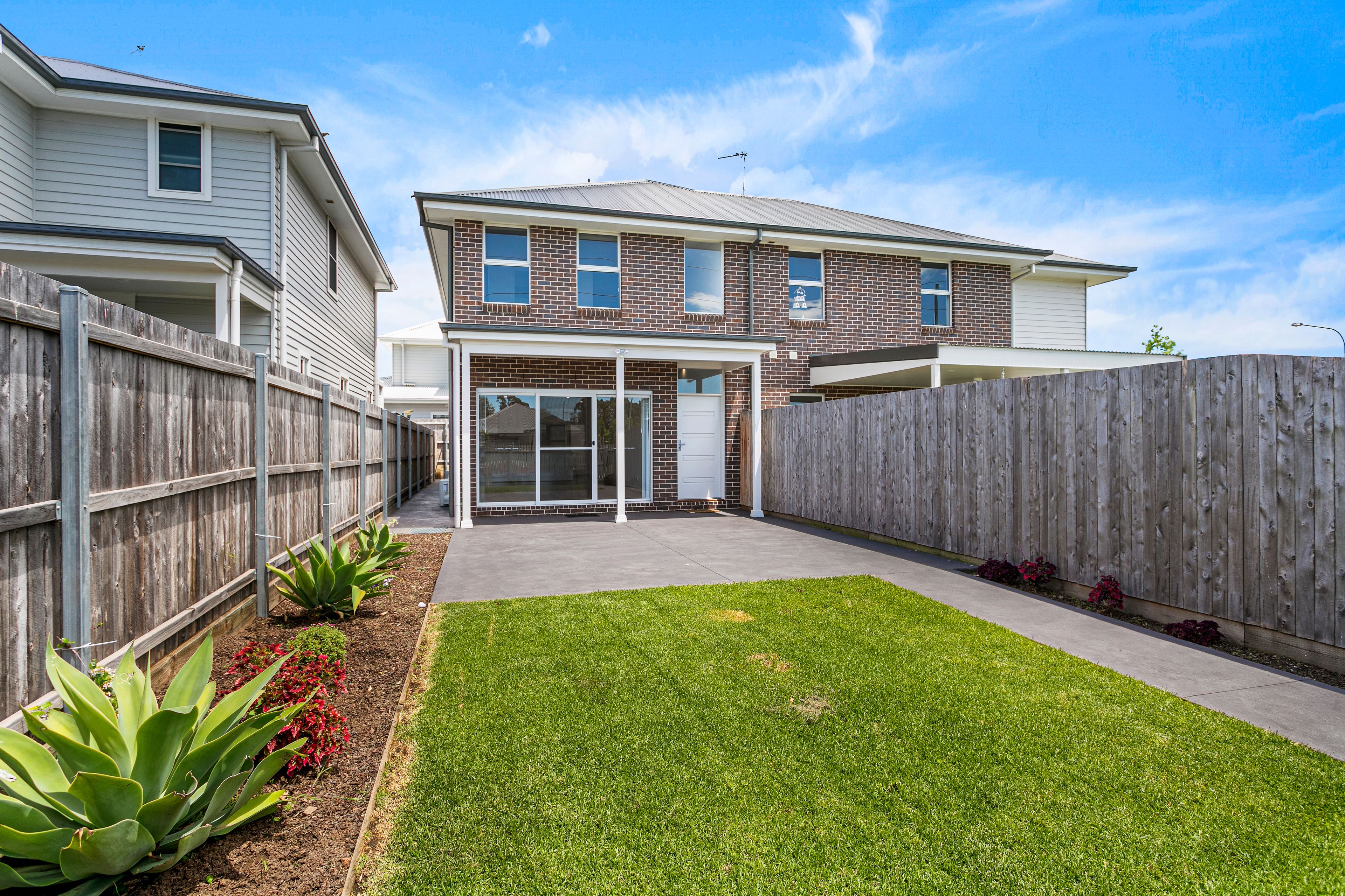 2 Balmoral Parade, Tullimbar NSW 2527
