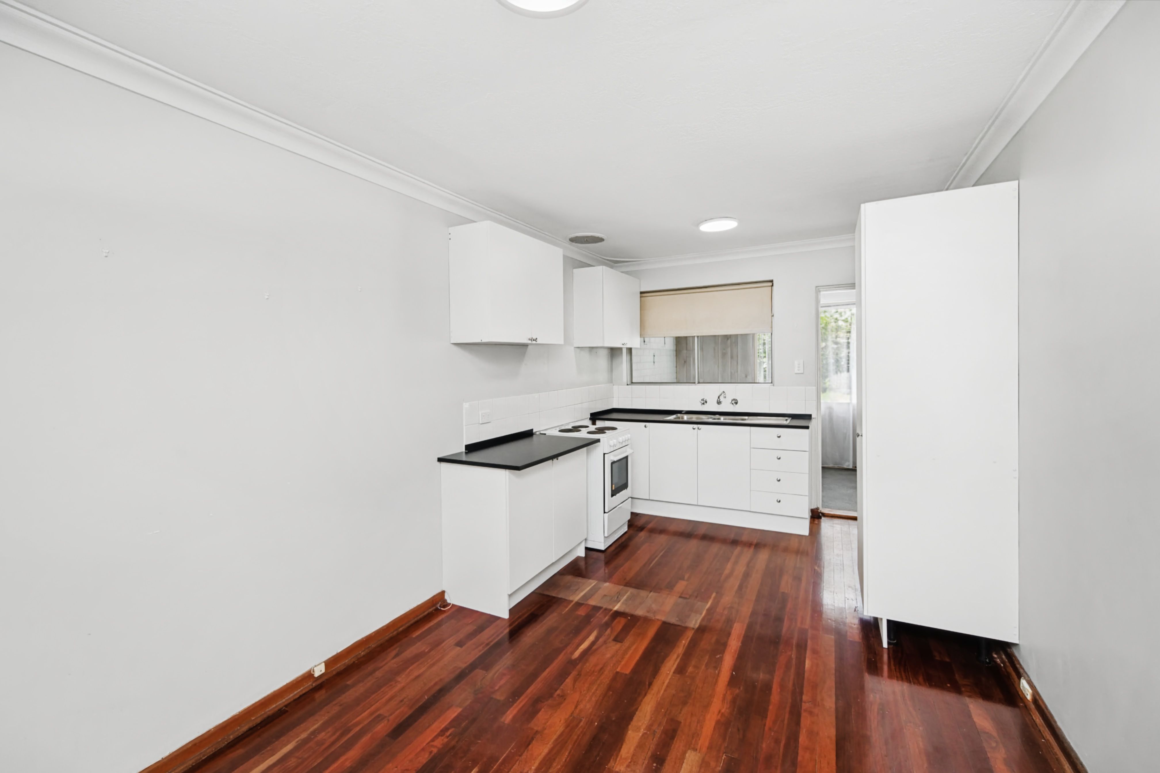 168A The Strand — photo 6 of 20
