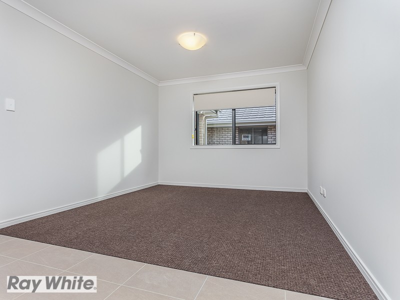 30 Sandalwood Crescent, Griffin, QLD 4503