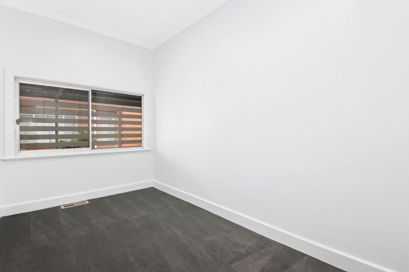 1068 Bardia Street — photo 7 of 8