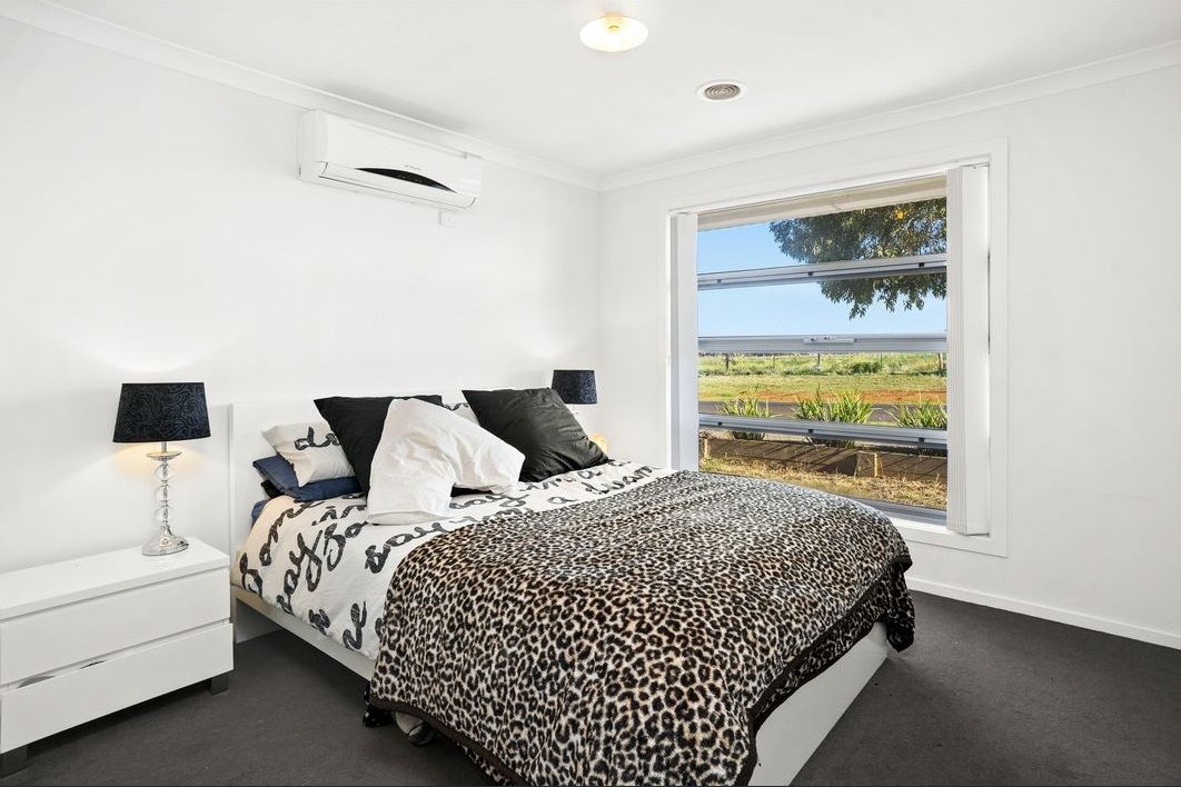 288 Clarkes Road, Brookfield, VIC 3338