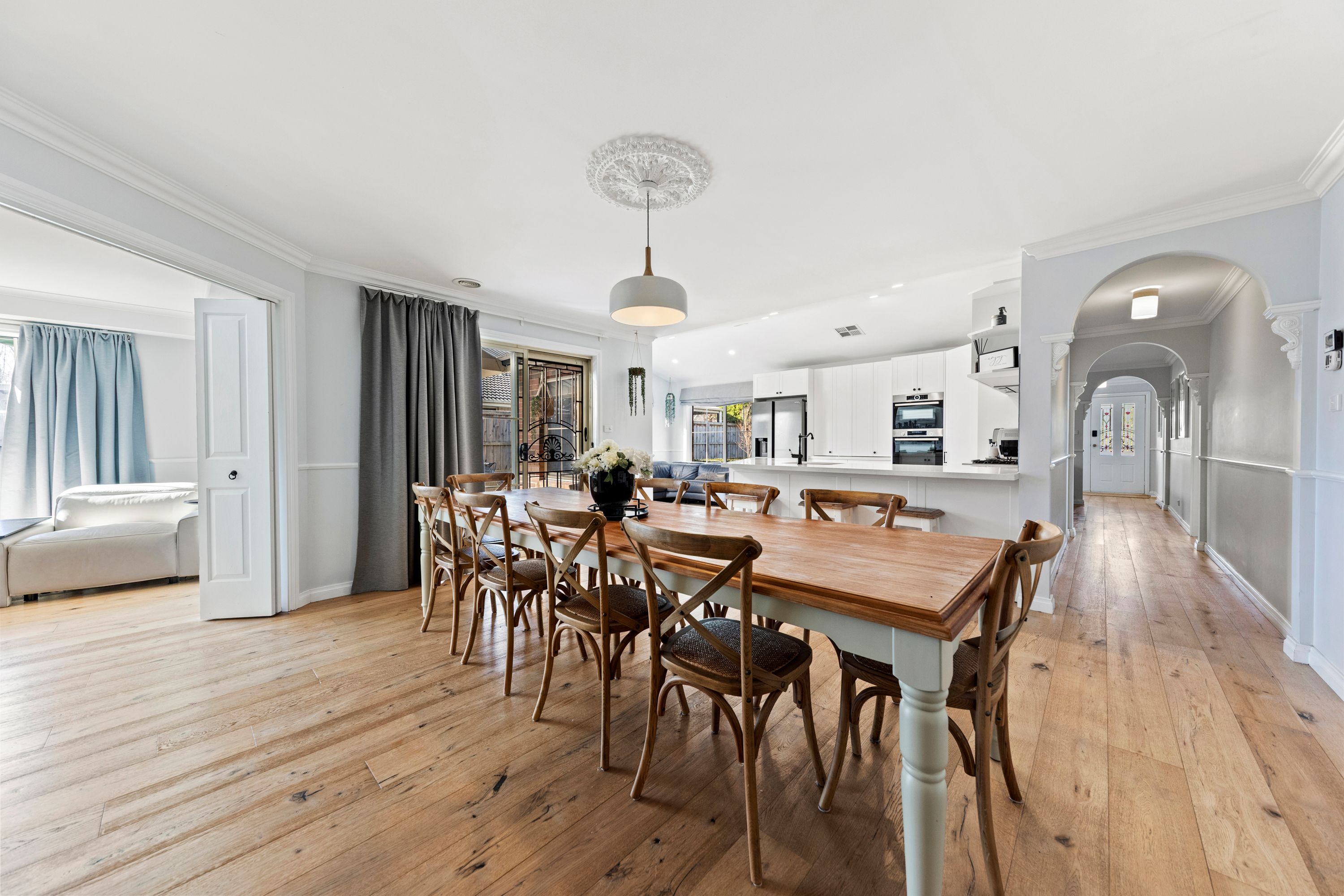 12 Tasman Way — photo 3 of 30
