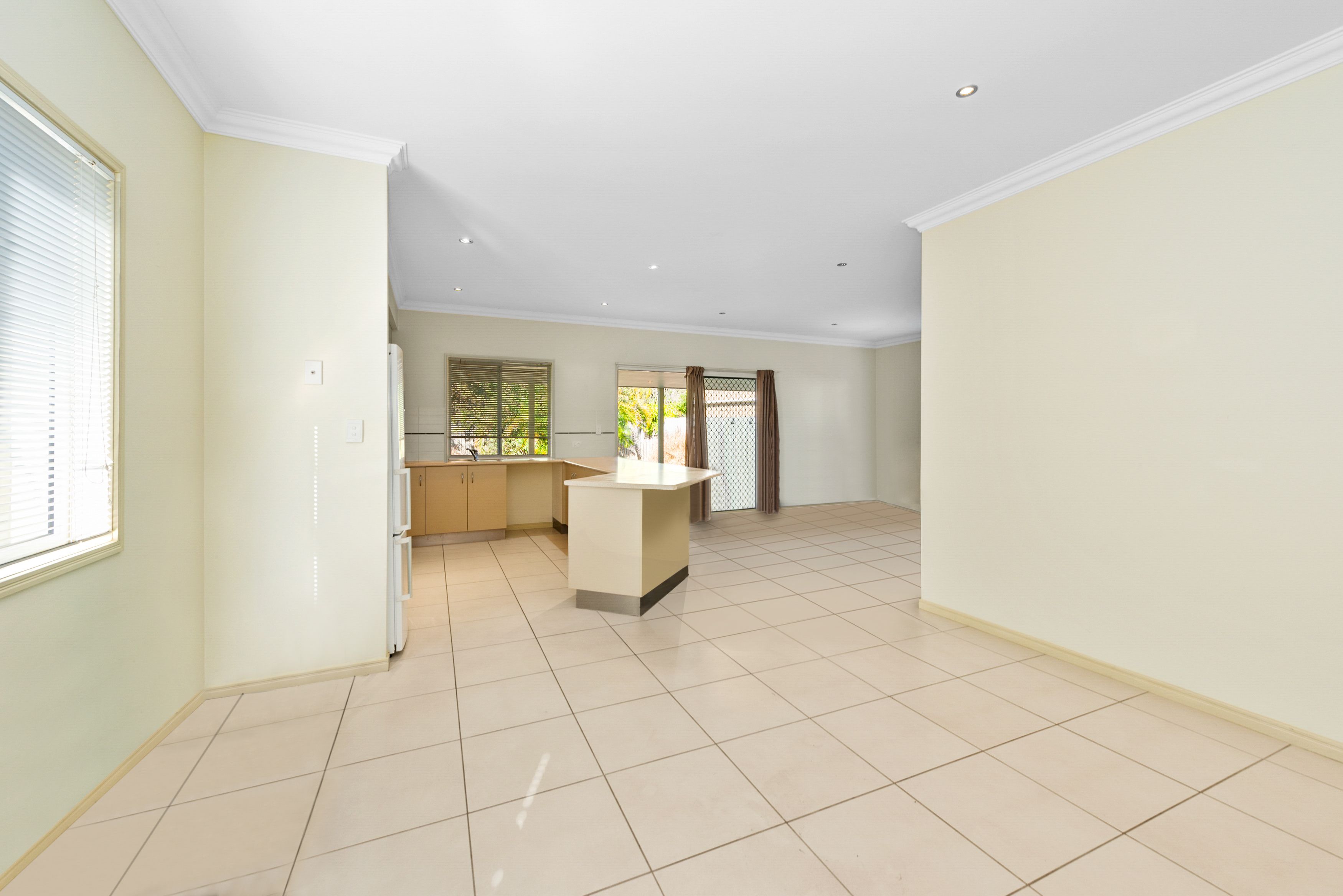17 Yacht Street, Clontarf, QLD 4019